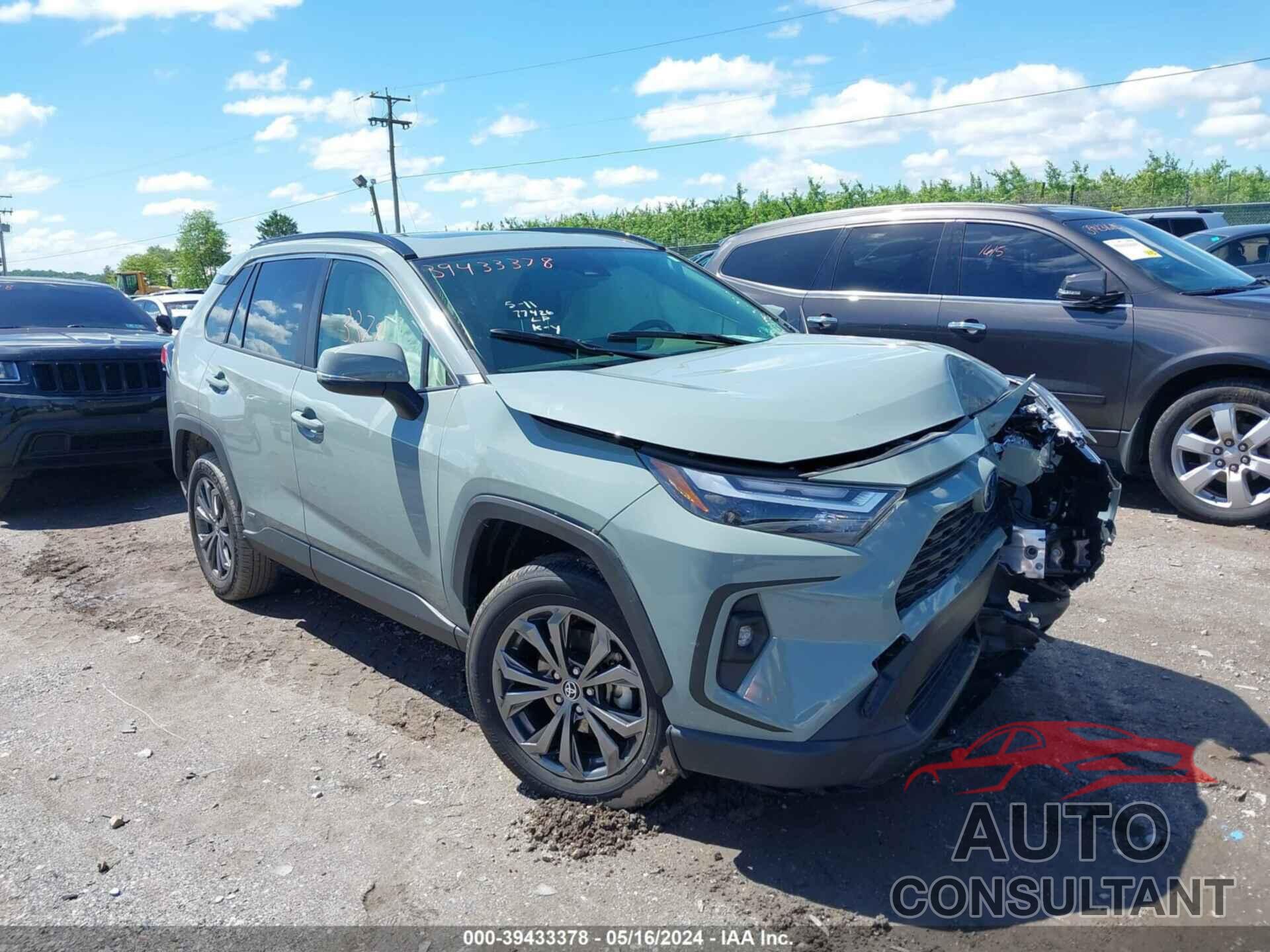 TOYOTA RAV4 2023 - JTMB6RFV0PD108202