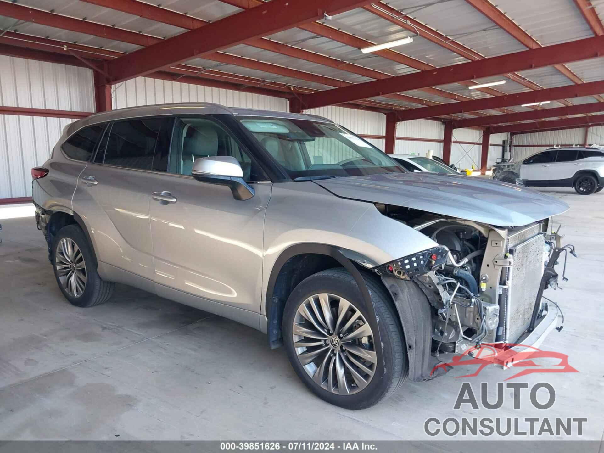 TOYOTA HIGHLANDER 2021 - 5TDFZRBHXMS128126