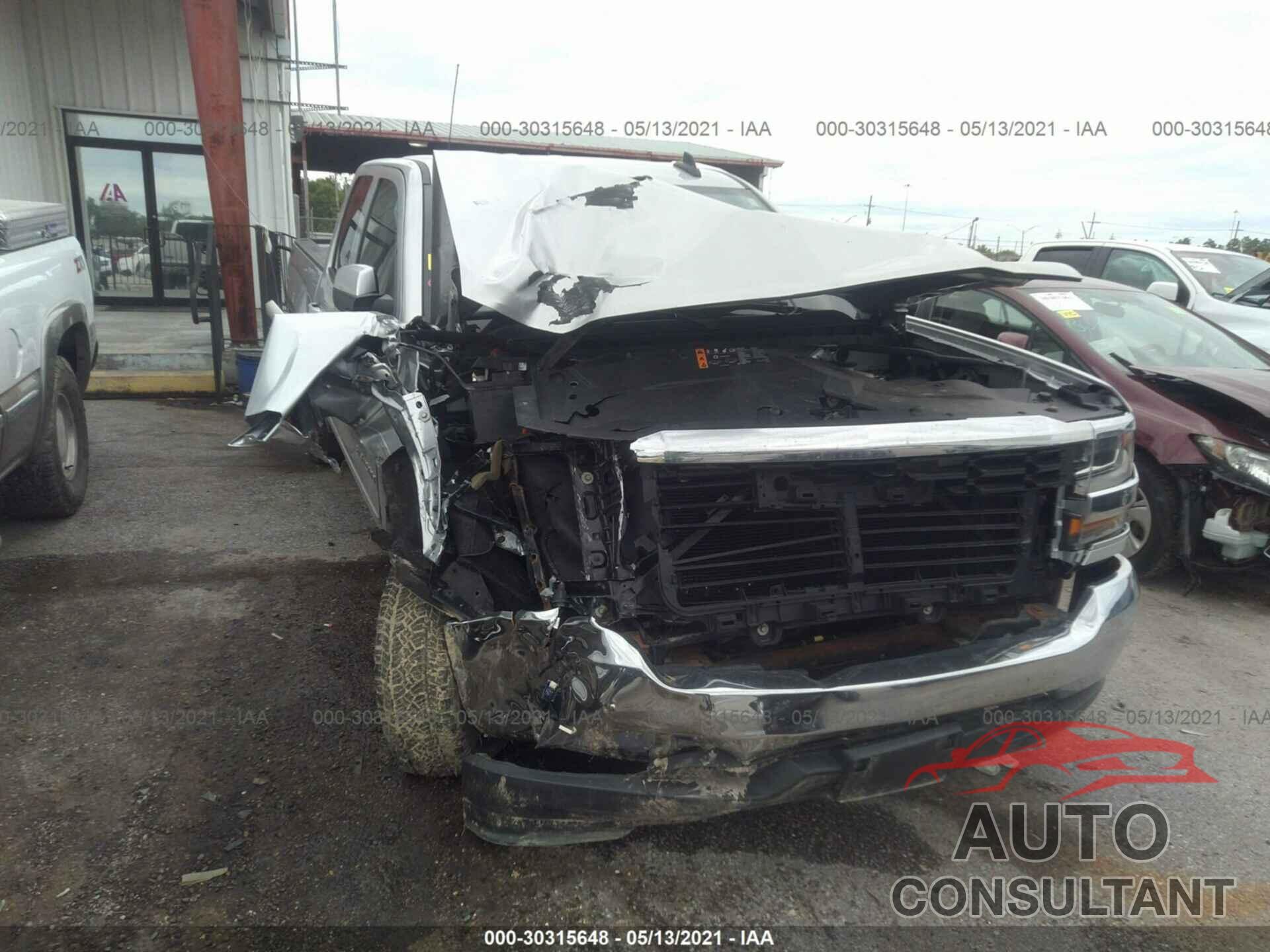 CHEVROLET SILVERADO 1500 2018 - 1GCVKREC7JZ192294