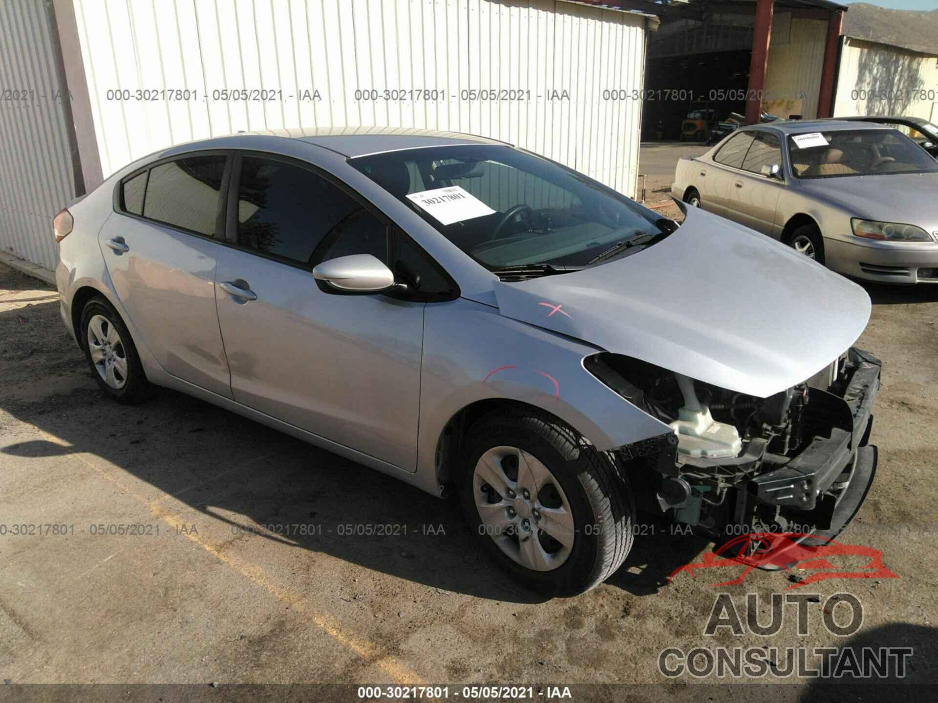 KIA FORTE 2017 - 3KPFK4A77HE143392