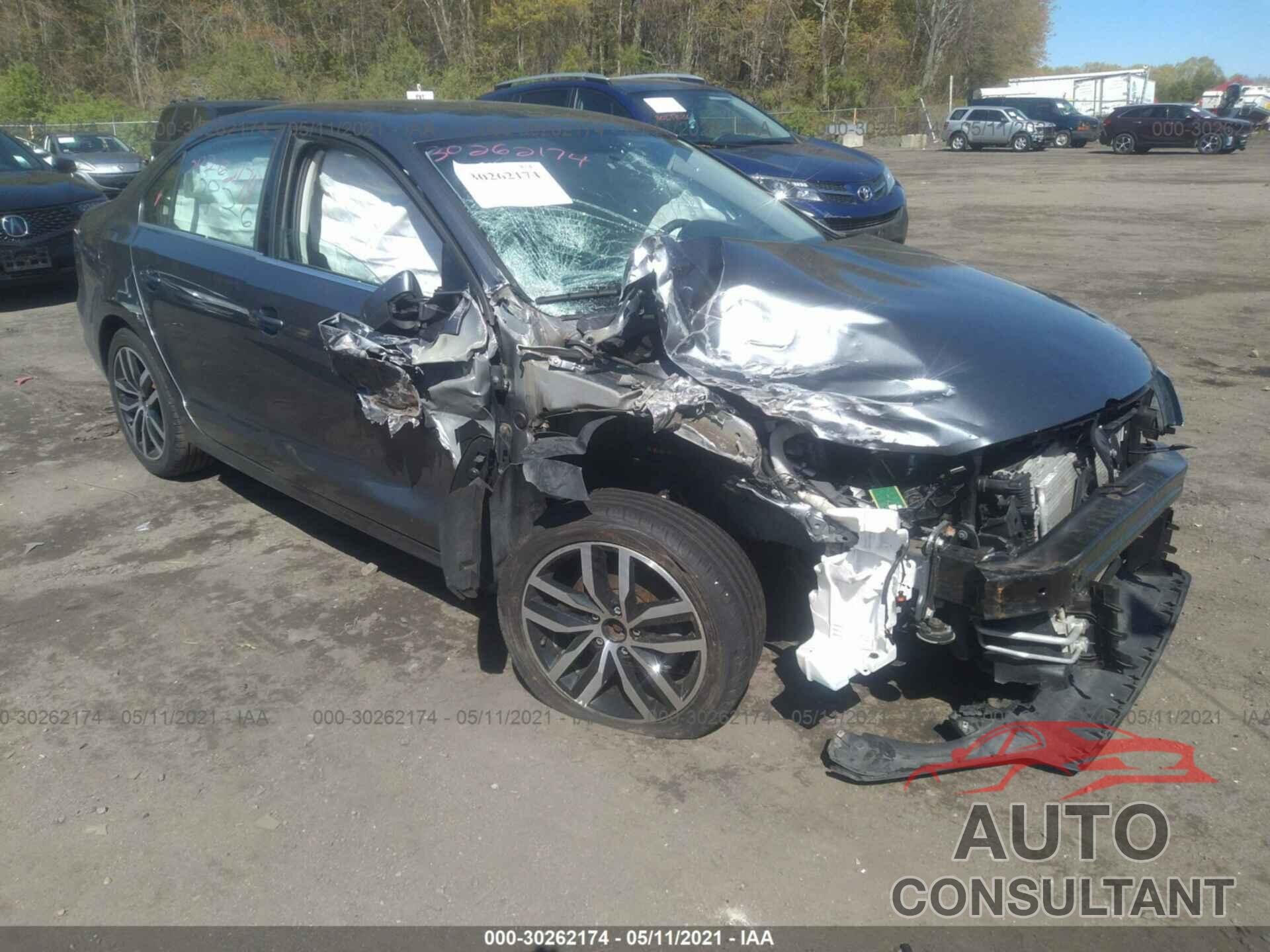 VOLKSWAGEN JETTA 2017 - 3VW167AJ0HM341066