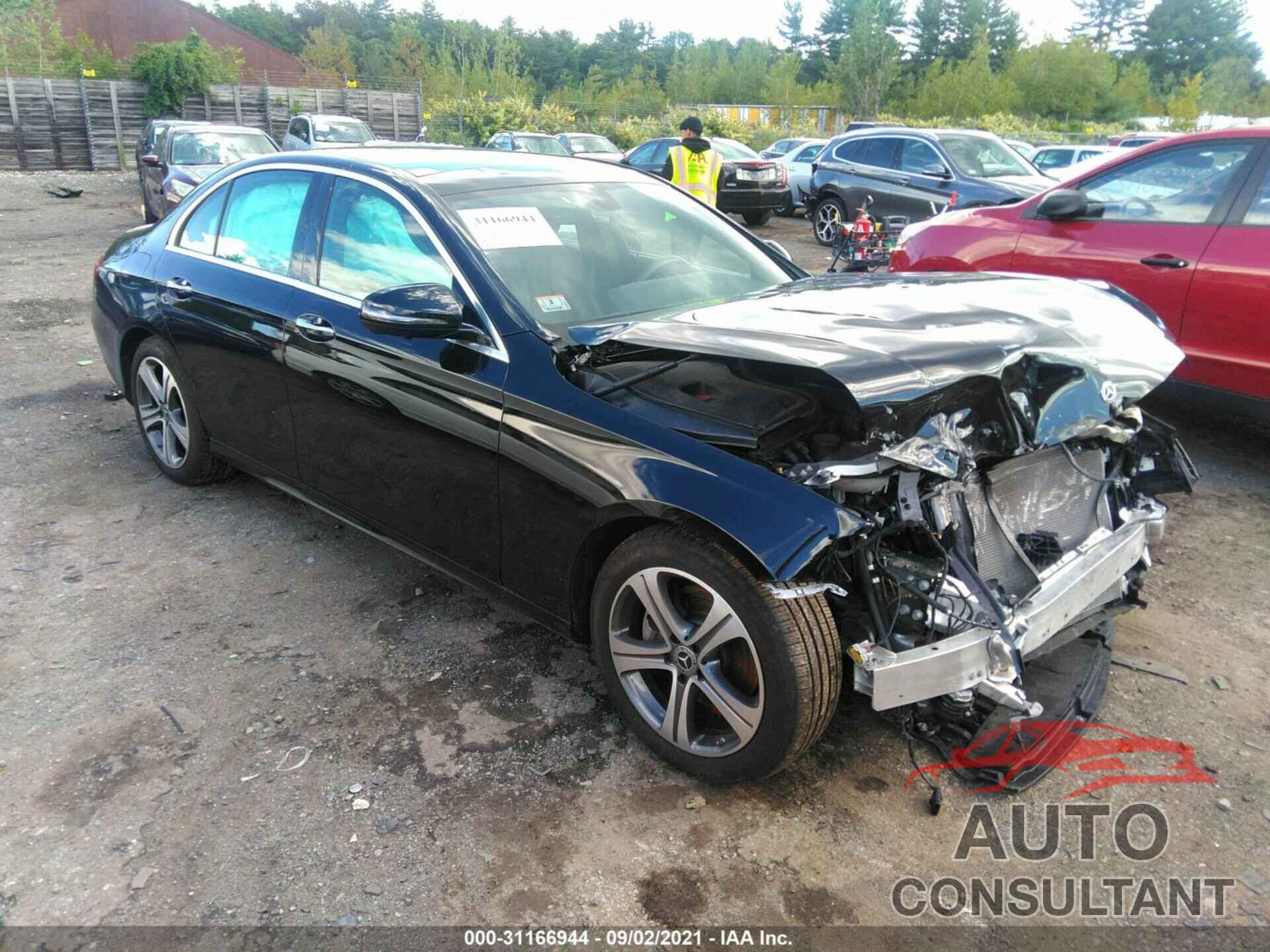 MERCEDES-BENZ E-CLASS 2019 - WDDZF4KB1KA643763