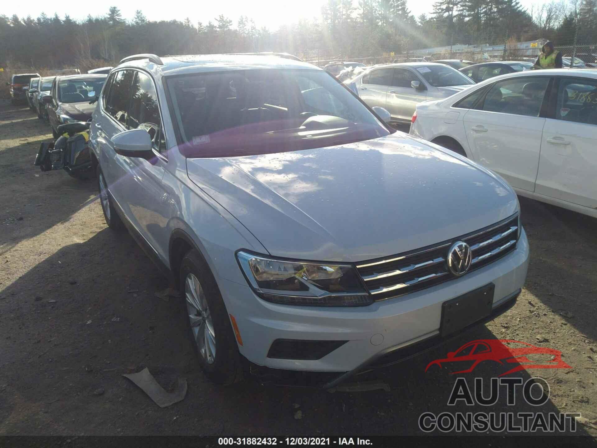 VOLKSWAGEN TIGUAN 2018 - 3VV2B7AX0JM121568