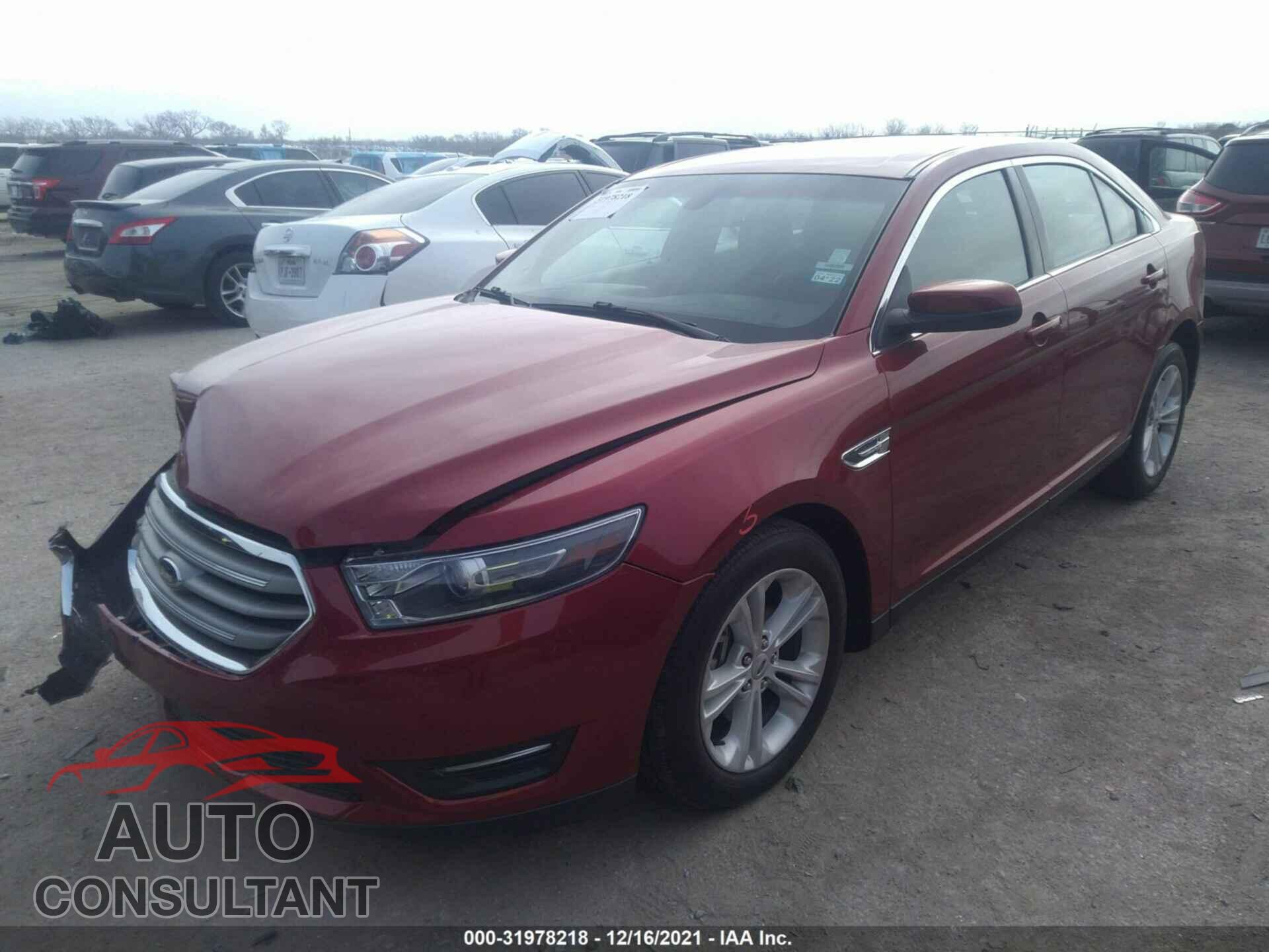 FORD TAURUS 2017 - 1FAHP2E83HG117055