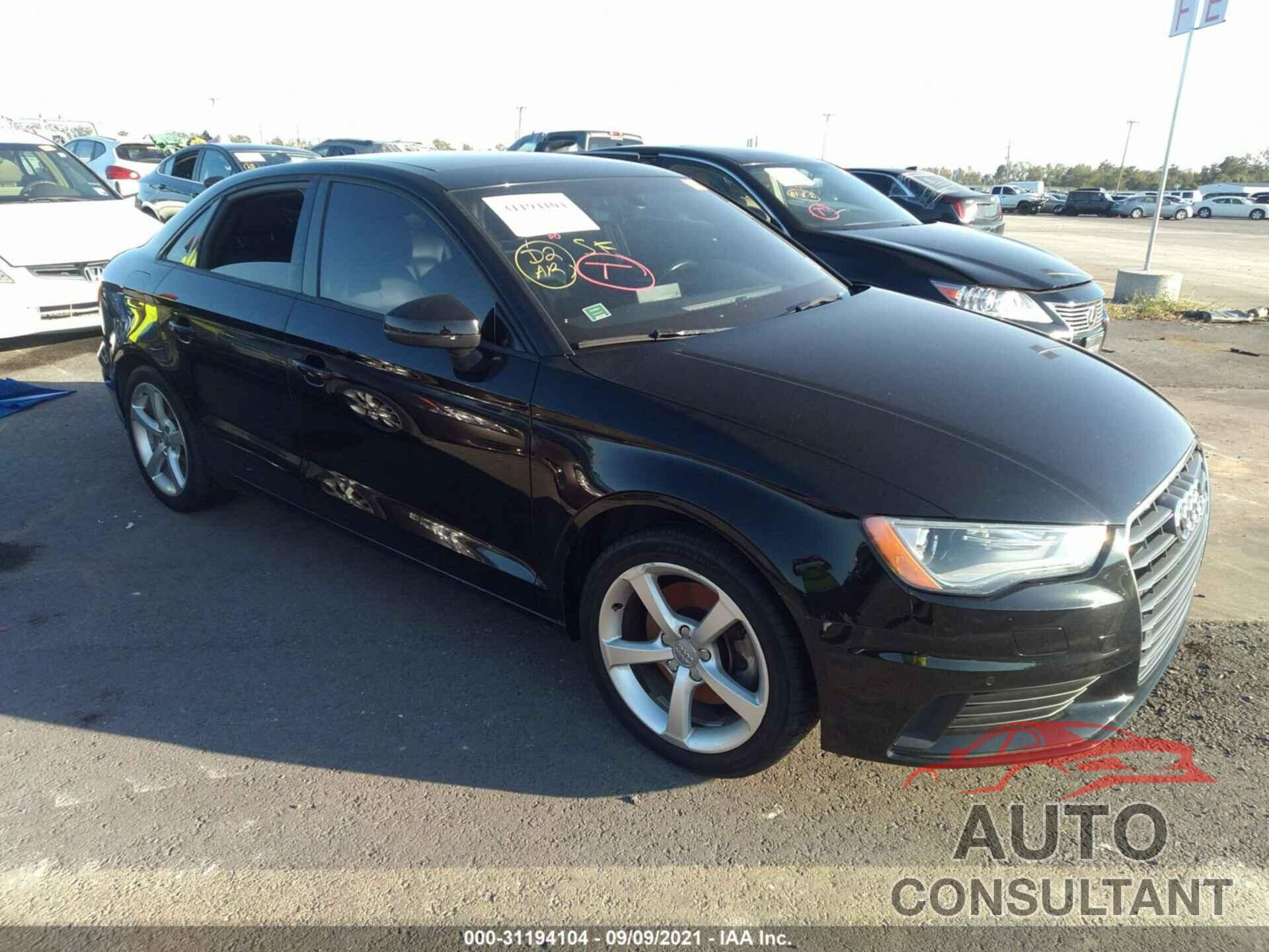 AUDI A3 2016 - WAUA7GFF7G1067846