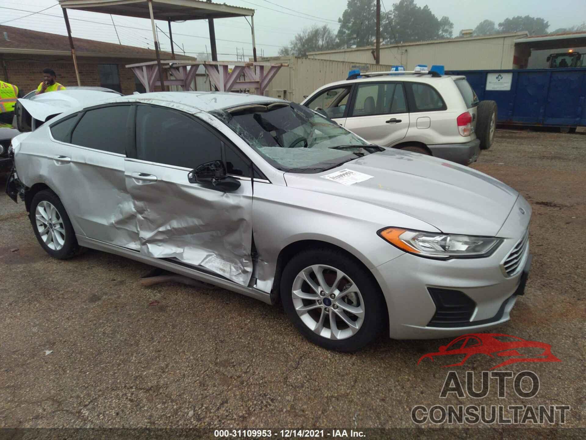 FORD FUSION 2019 - 3FA6P0HD7KR250454