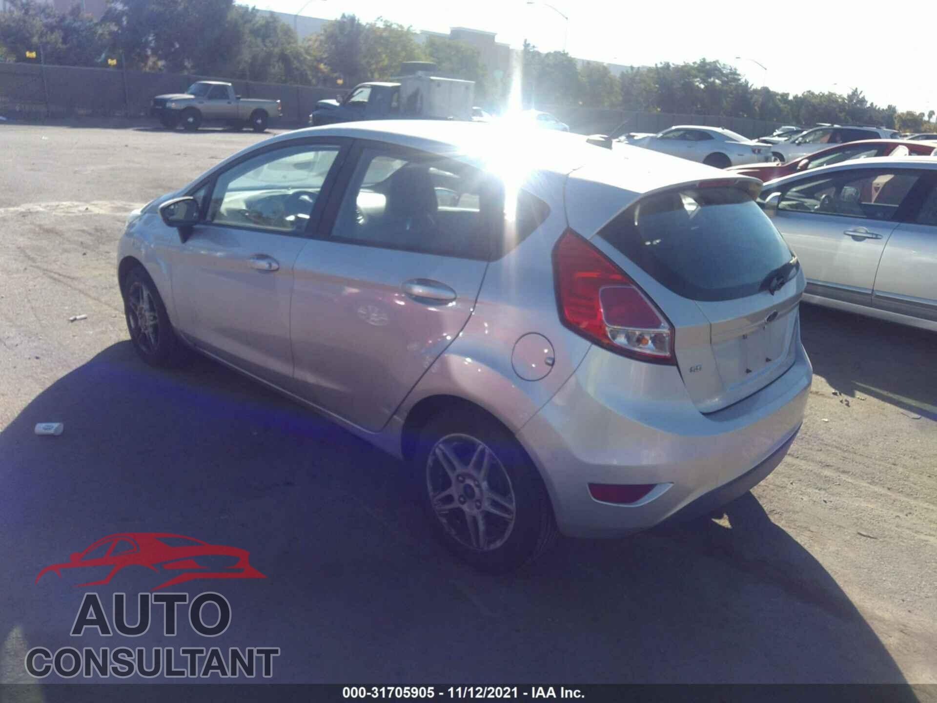 FORD FIESTA 2017 - 3FADP4EJ8HM113103