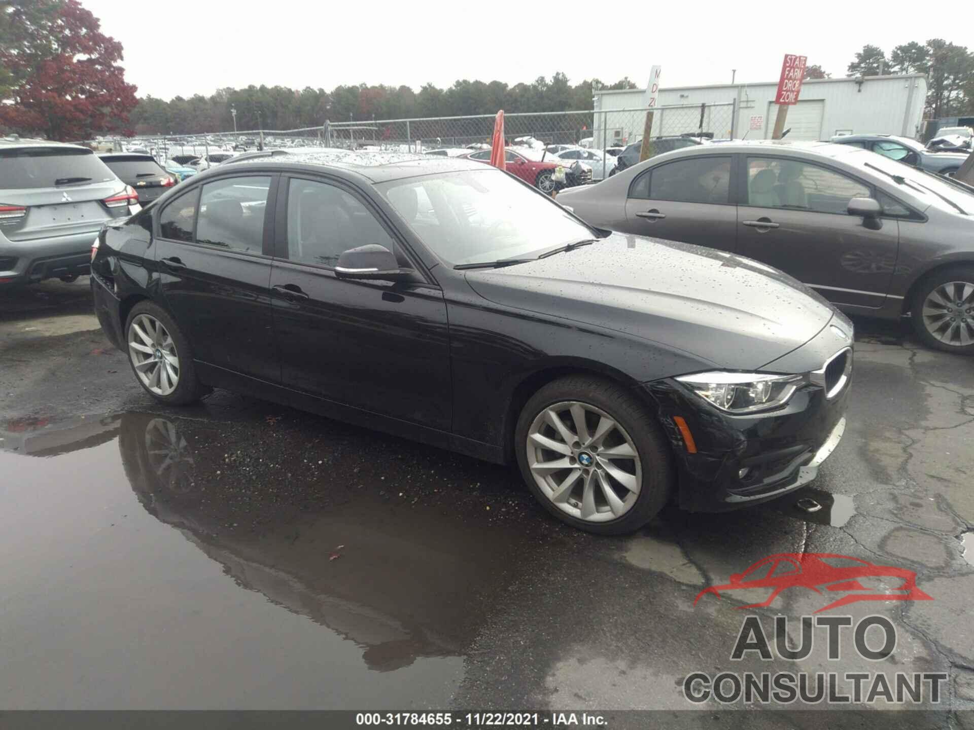BMW 3 SERIES 2018 - WBA8A3C50JA505151
