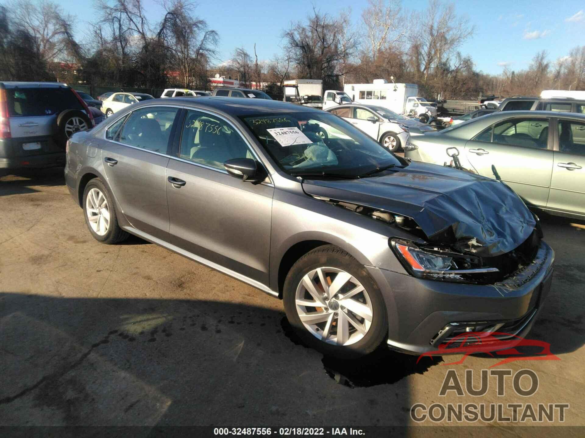 VOLKSWAGEN PASSAT 2018 - 1VWBA7A33JC029416