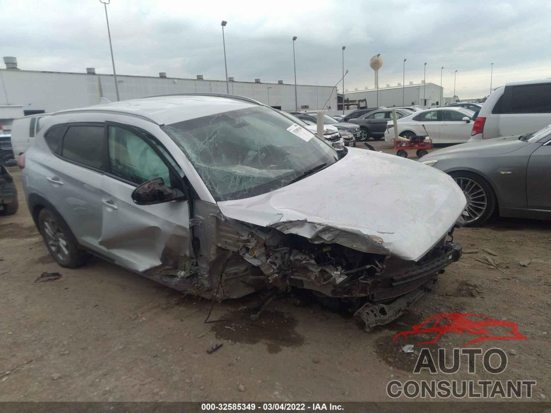 HYUNDAI TUCSON 2018 - KM8J33A47JU680225