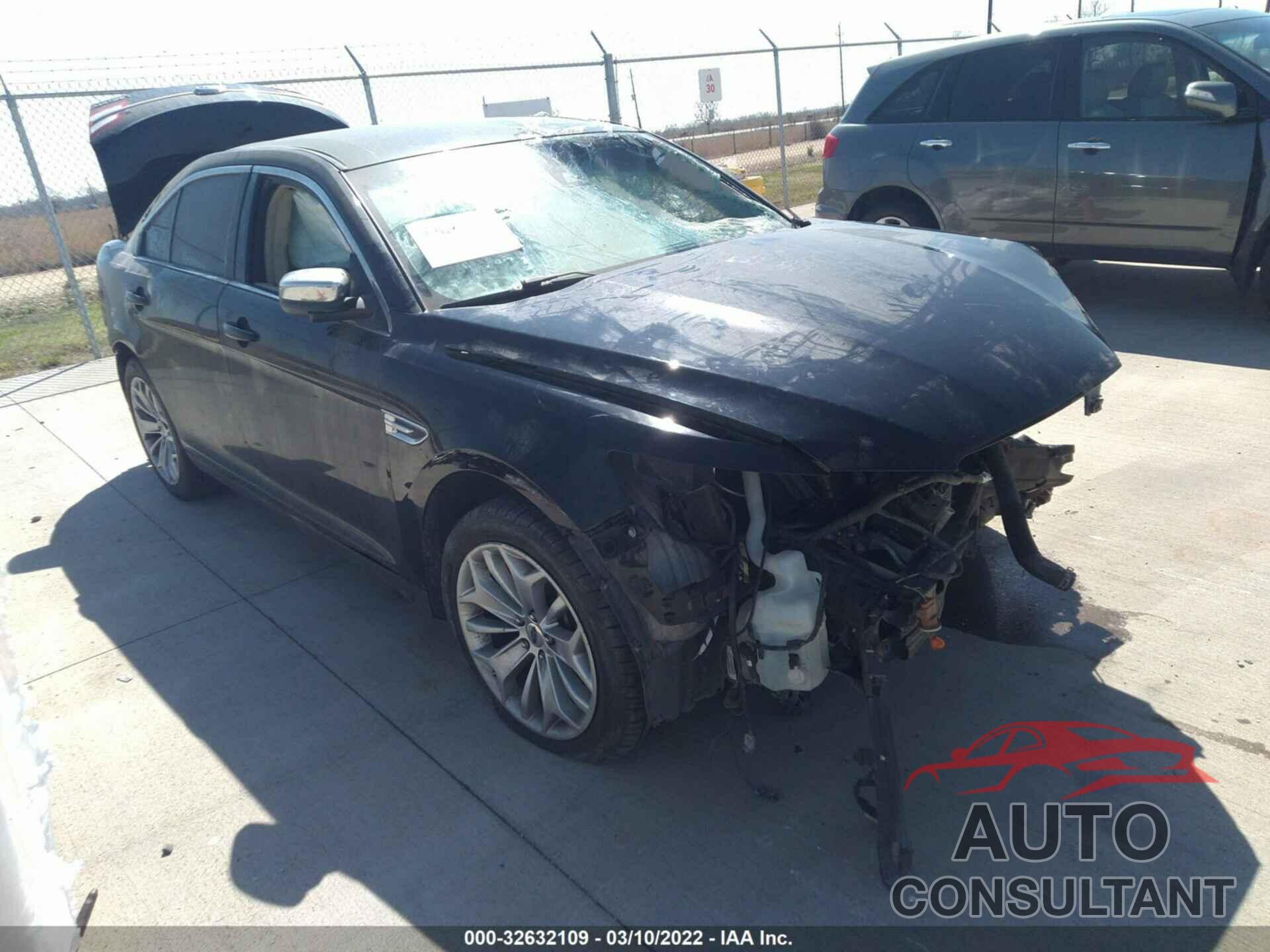 FORD TAURUS 2018 - 1FAHP2F85JG131530