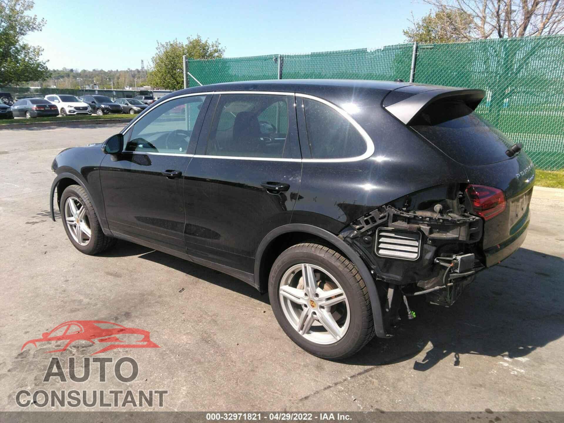 PORSCHE CAYENNE 2017 - WP1AB2A2XHLA51184