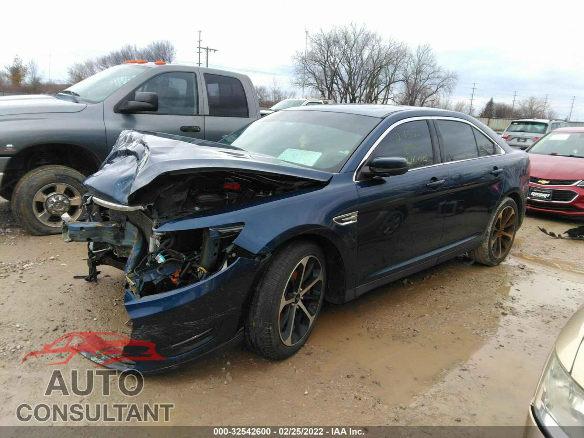 FORD TAURUS 2016 - 1FAHP2E85GG137824