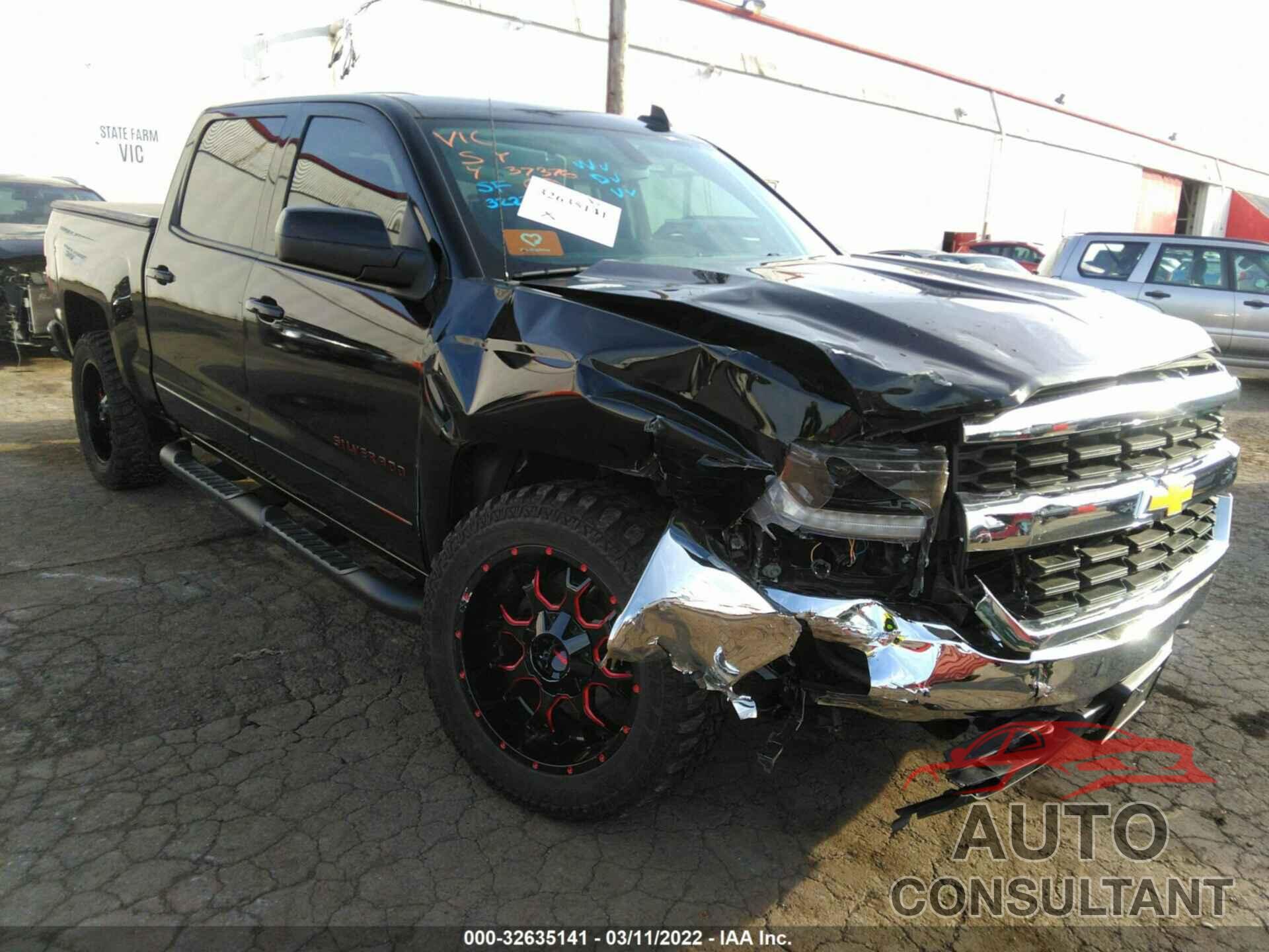 CHEVROLET SILVERADO 1500 2018 - 3GCUKRER4JG400762