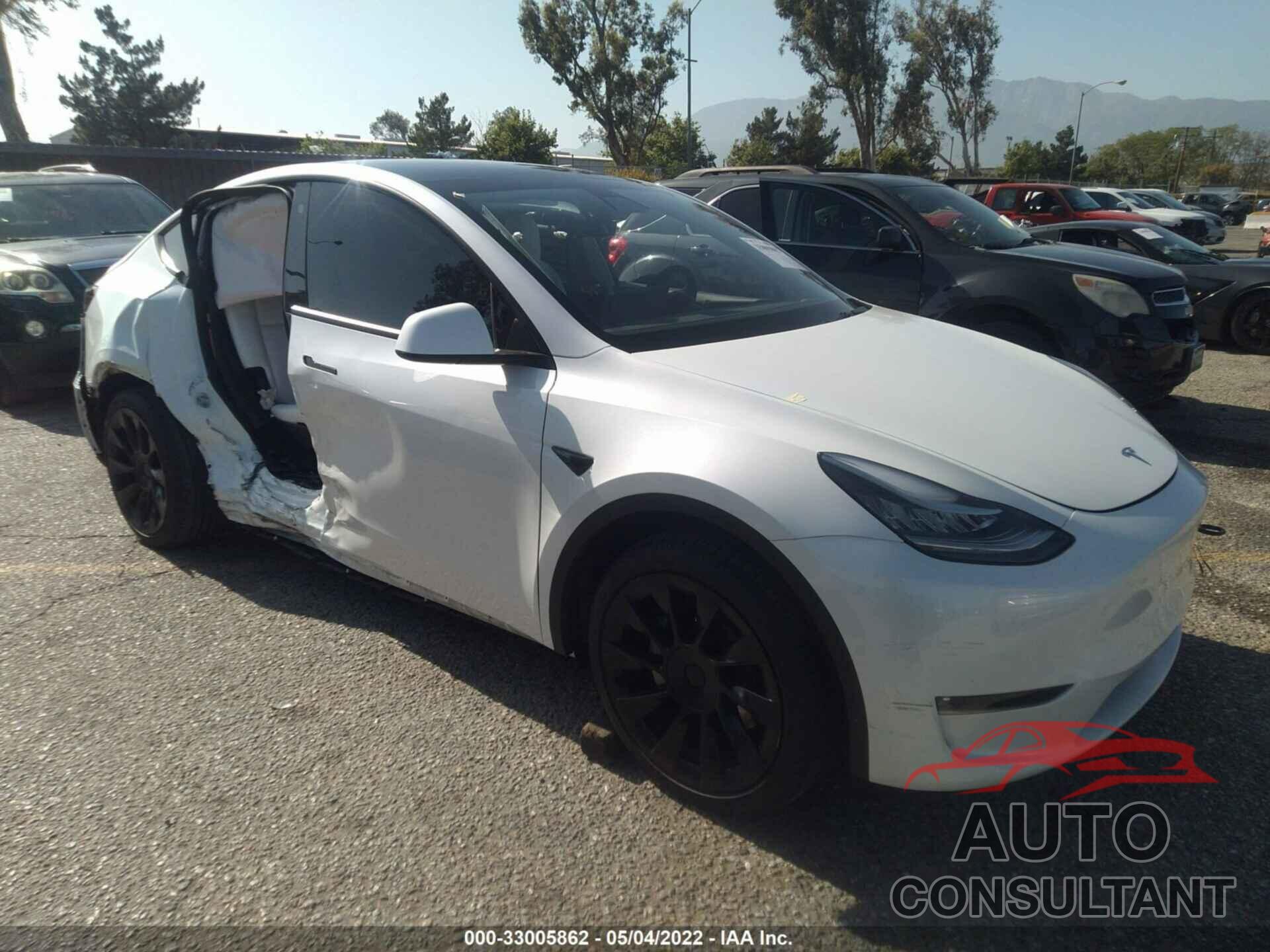 TESLA MODEL Y 2021 - 5YJYGAEE8MF238209