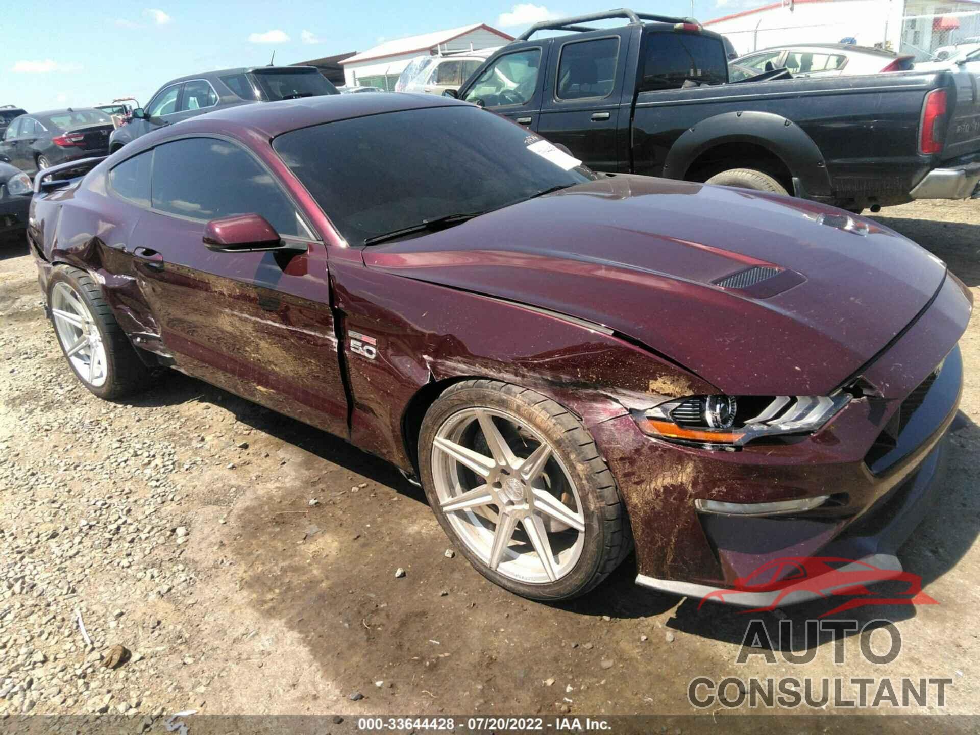 FORD MUSTANG 2018 - 1FA6P8CF2J5142087