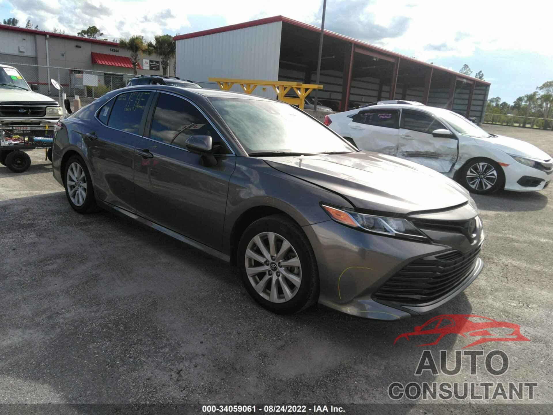TOYOTA CAMRY 2019 - 4T1B11HK5KU751717