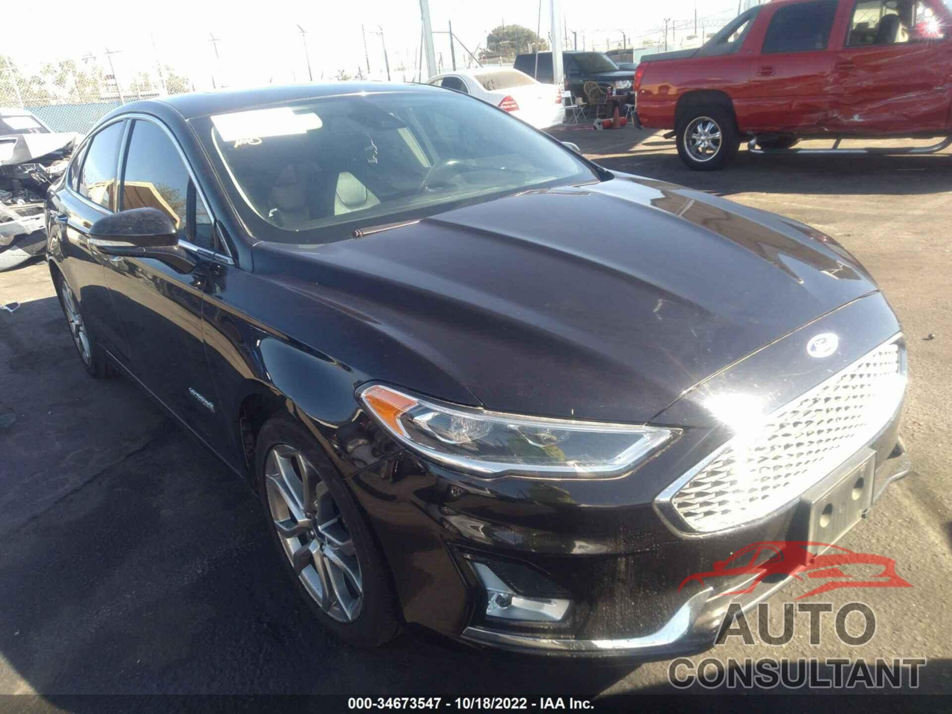 FORD FUSION HYBRID 2019 - 3FA6P0RU2KR243085