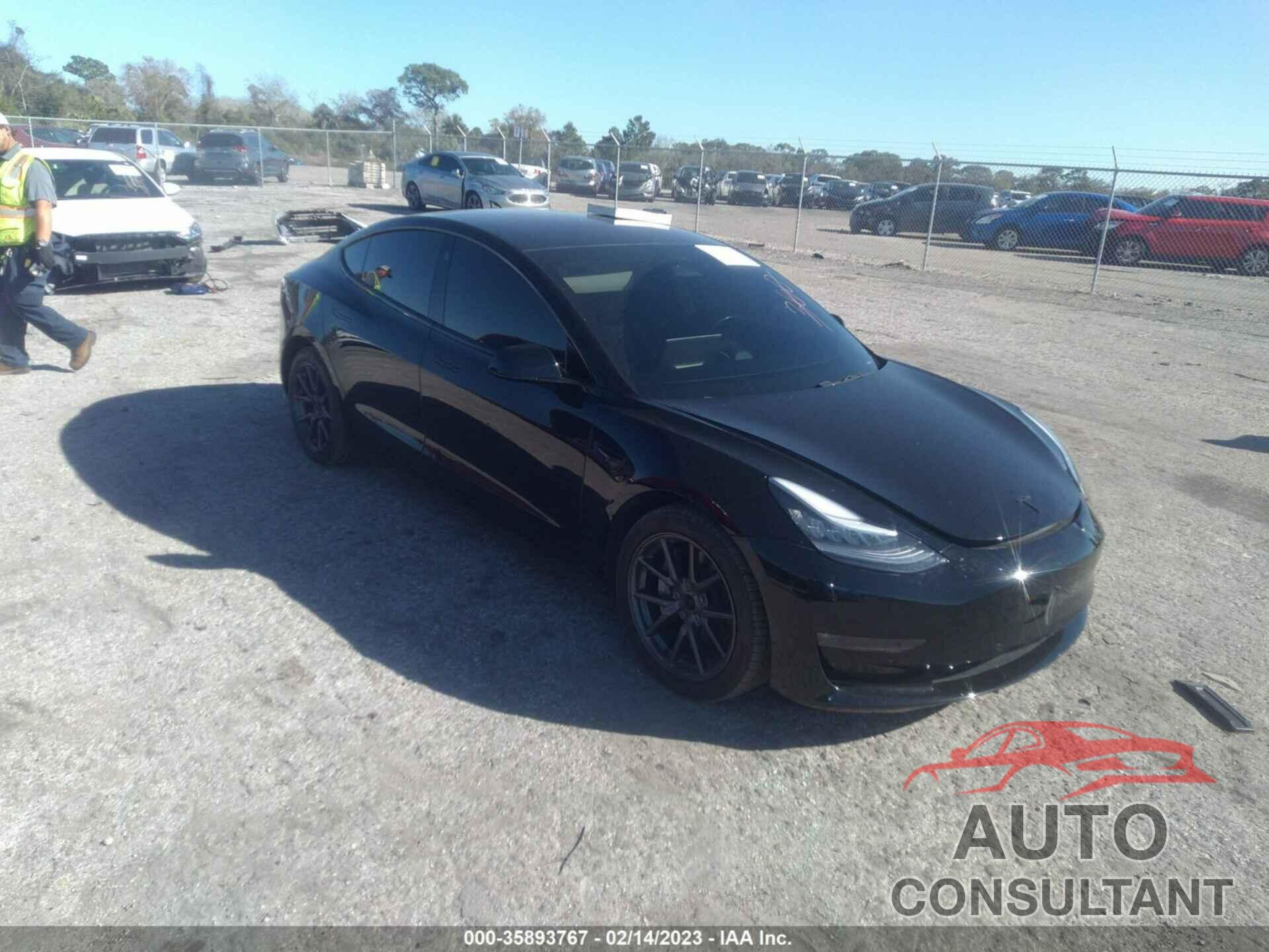 TESLA MODEL 3 2019 - 5YJ3E1EB1KF199143