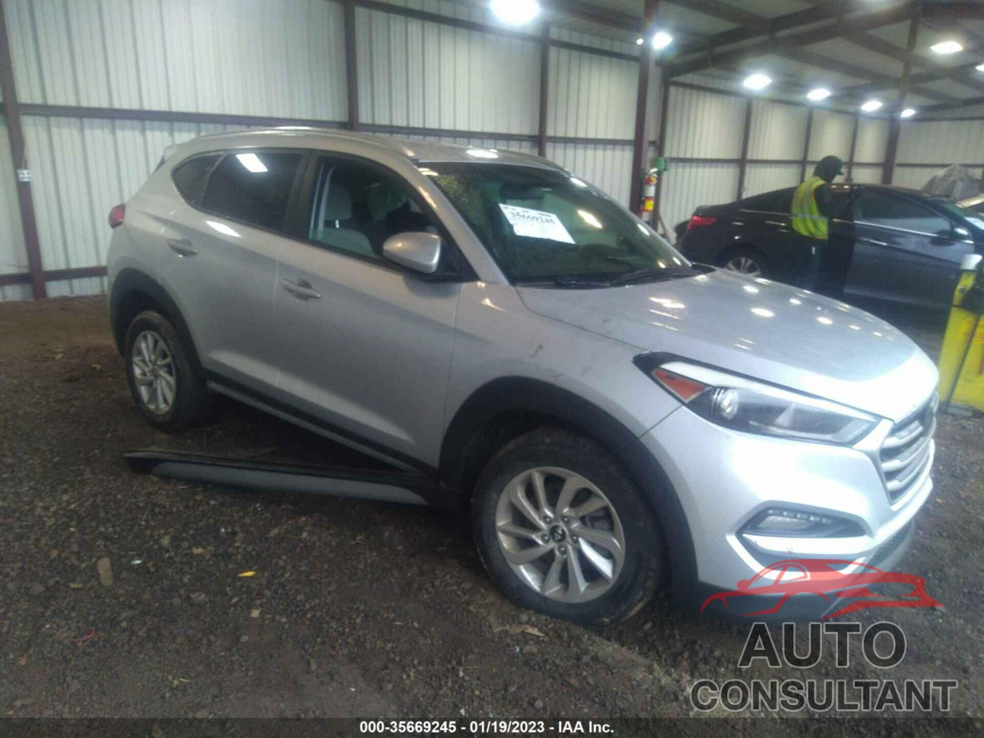 HYUNDAI TUCSON 2018 - KM8J33A44JU639910