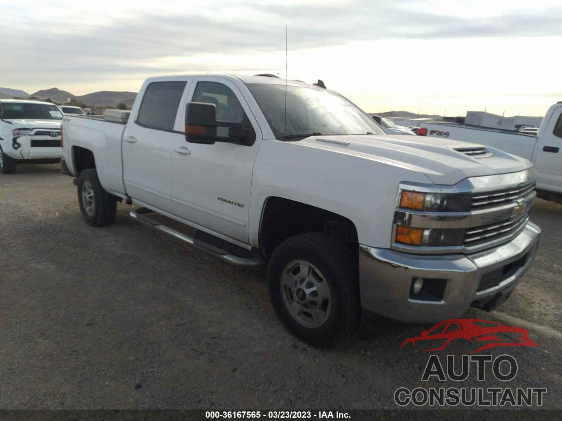 CHEVROLET SILVERADO 2500HD 2018 - 1GC1KVEY4JF230939