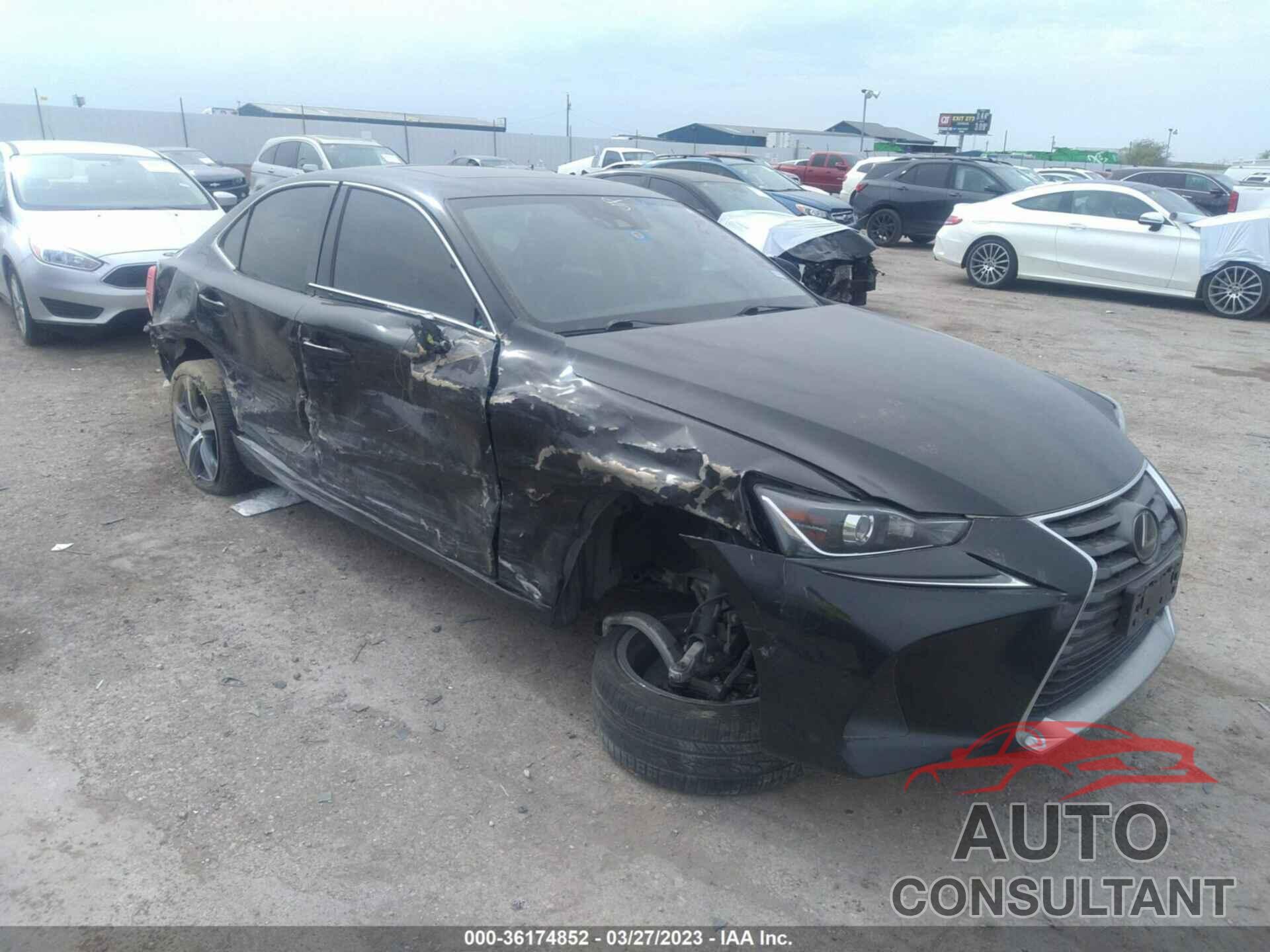 LEXUS IS 2018 - JTHBA1D26J5068734