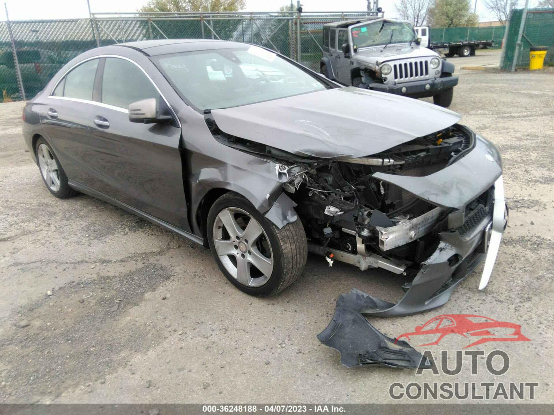 MERCEDES-BENZ CLA 250 2015 - WDDSJ4EB4FN286119