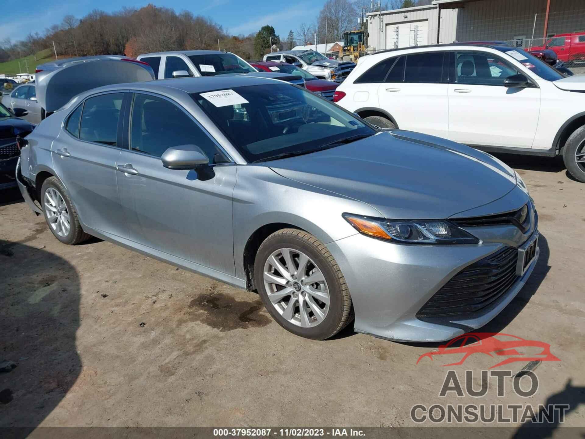 TOYOTA CAMRY 2018 - JTNB11HK7J3036524