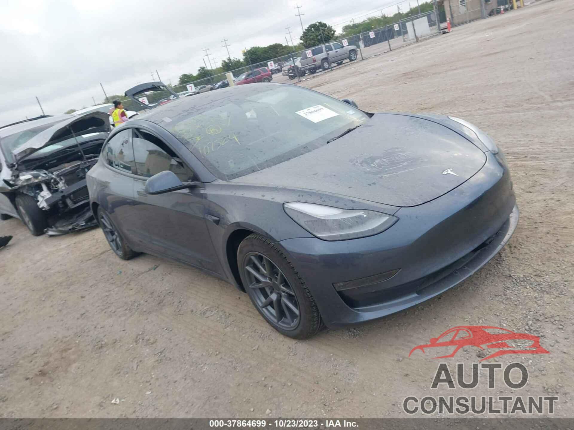 TESLA MODEL 3 2022 - 5YJ3E1EB1NF107324