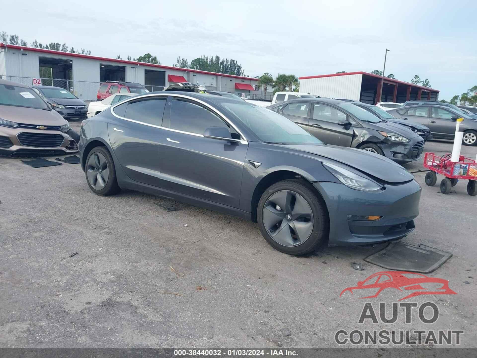 TESLA MODEL 3 2019 - 5YJ3E1EBXKF510360