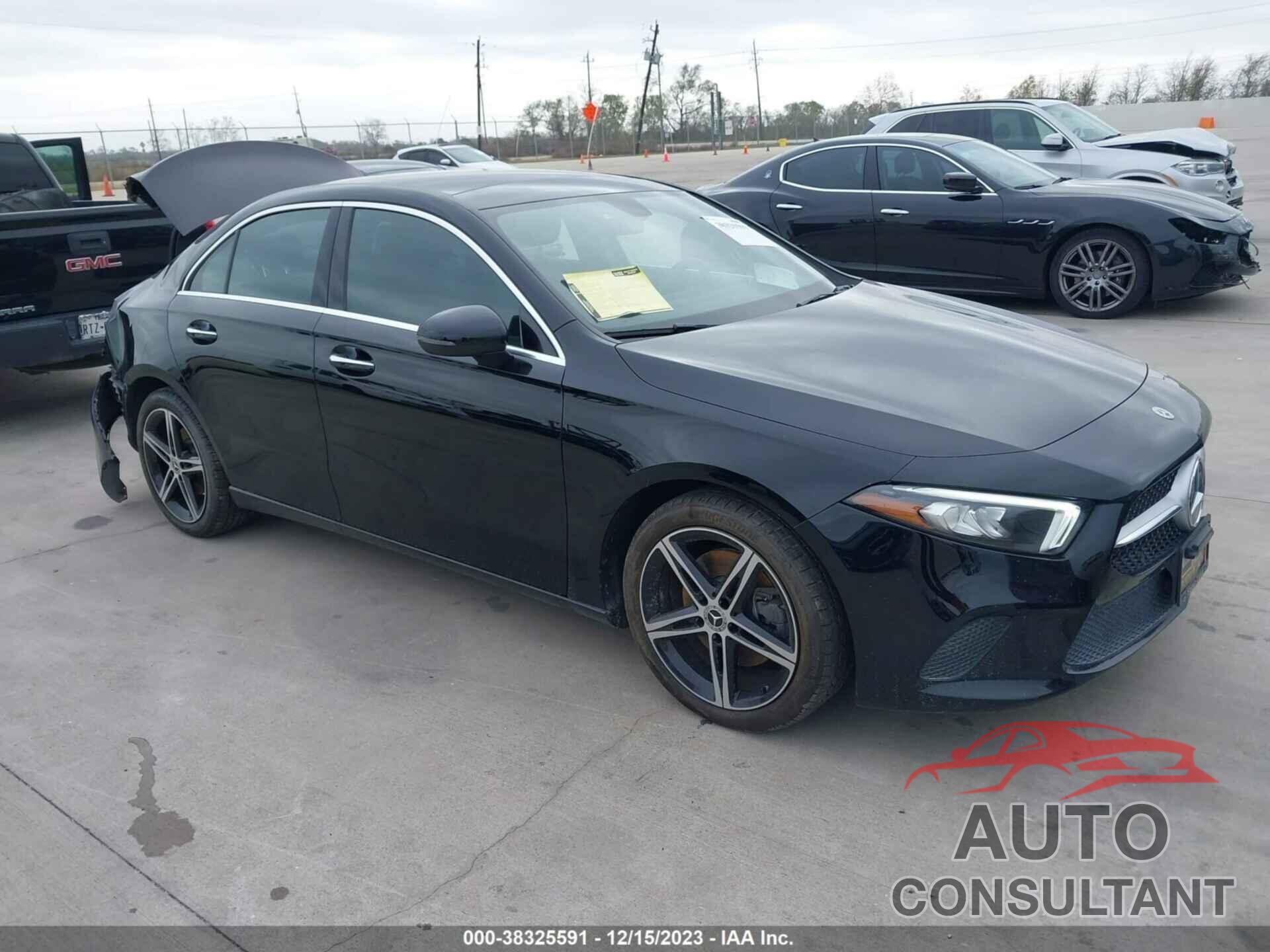 MERCEDES-BENZ A 2021 - W1K3G4EB2MJ301000