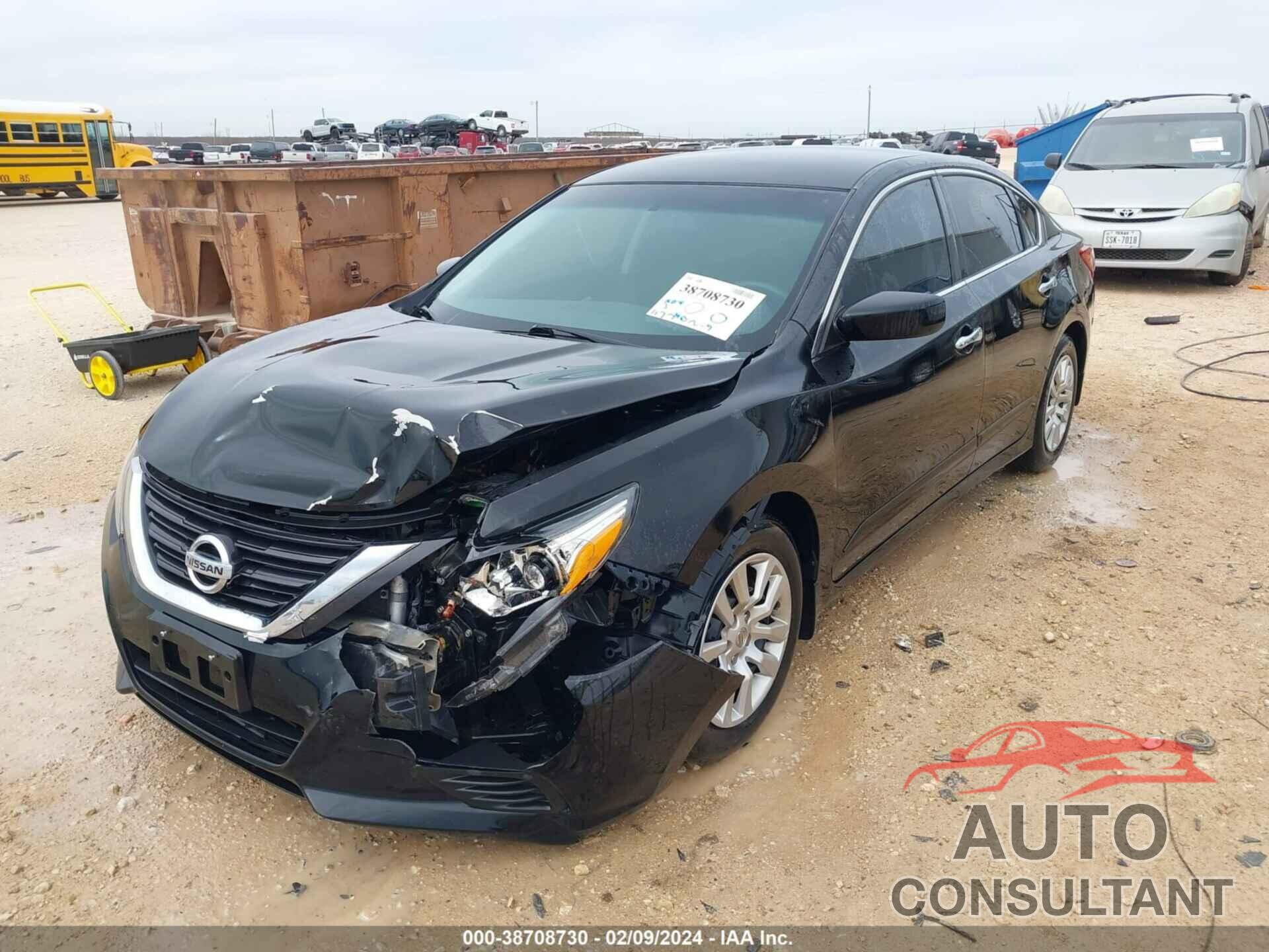 NISSAN ALTIMA 2018 - 1N4AL3AP4JC261226