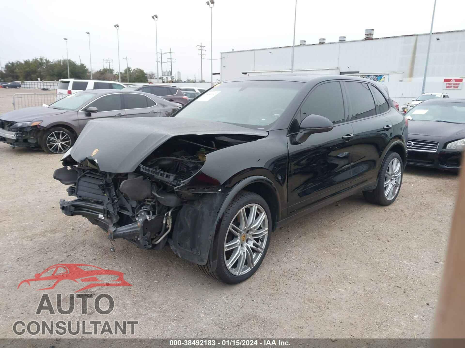 PORSCHE CAYENNE 2017 - WP1AA2A25HKA87938