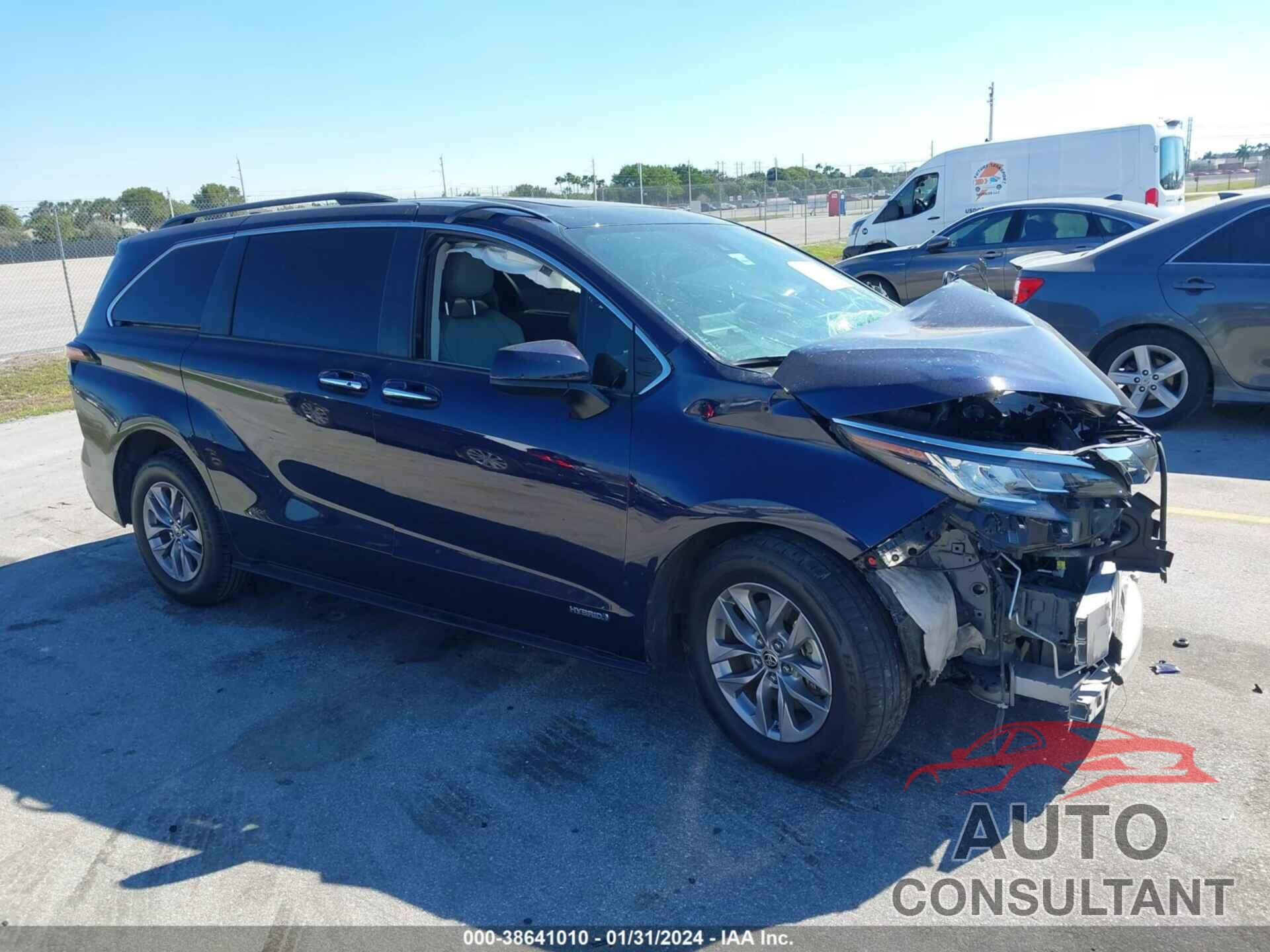 TOYOTA SIENNA 2021 - 5TDYRKEC7MS063400