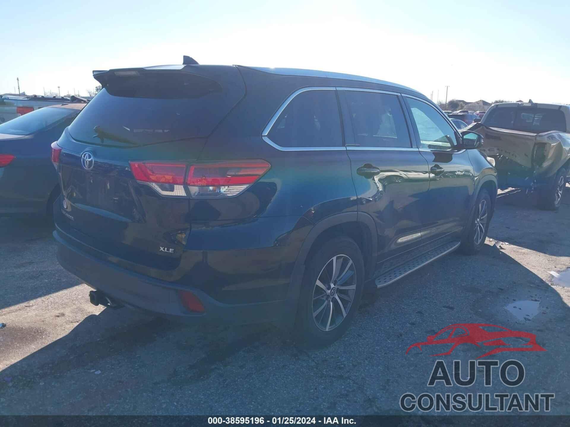 TOYOTA HIGHLANDER 2017 - 5TDKZRFH3HS523666