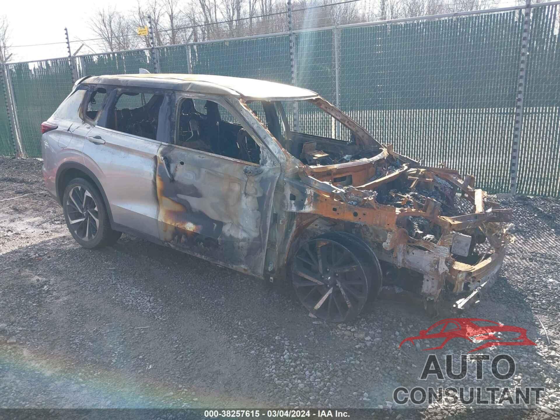 MITSUBISHI OUTLANDER 2022 - JA4J3TA81NZ023530