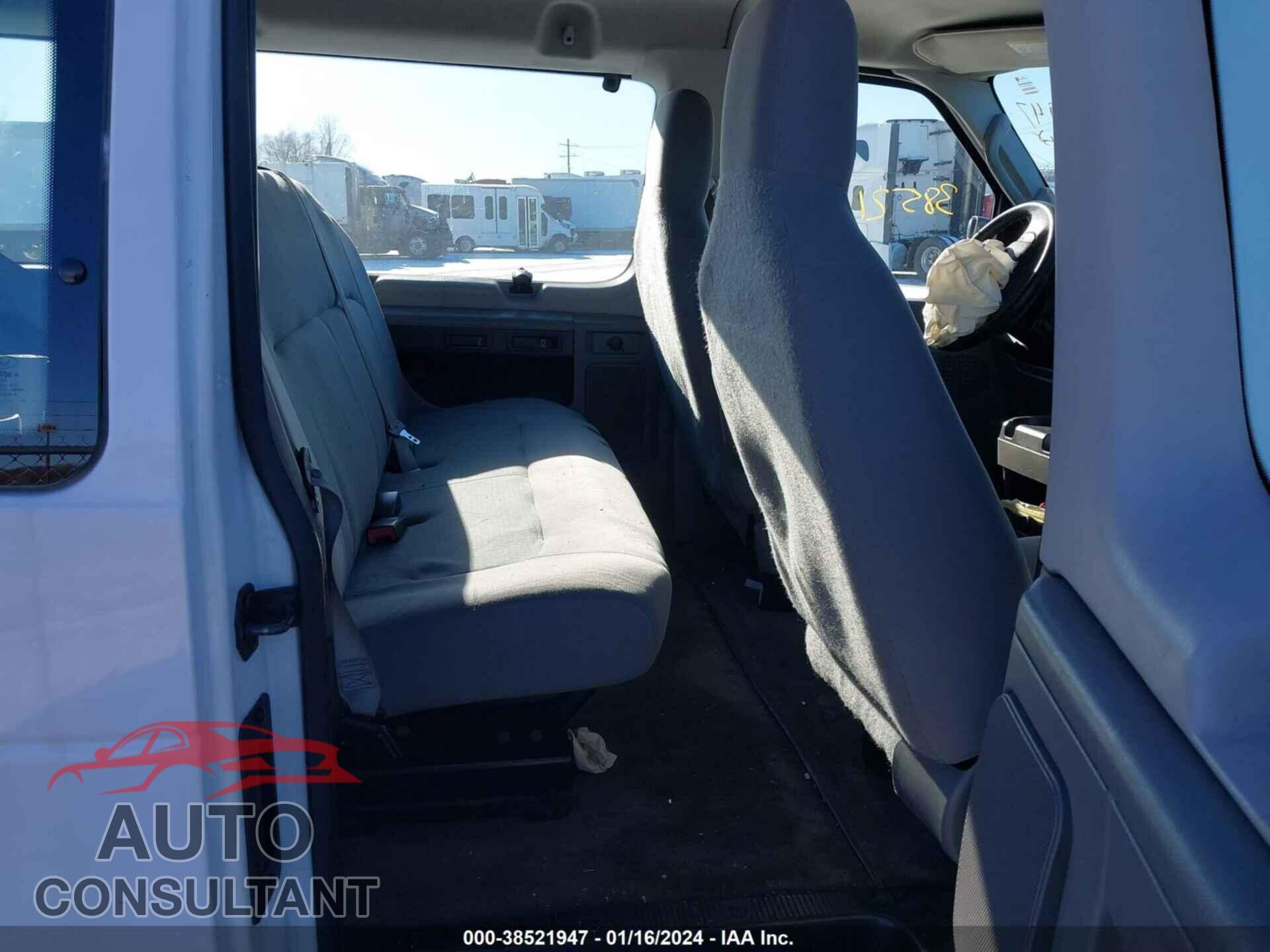 FORD E-350 SUPER DUTY 2012 - 1FBSS3BLXCDA01332
