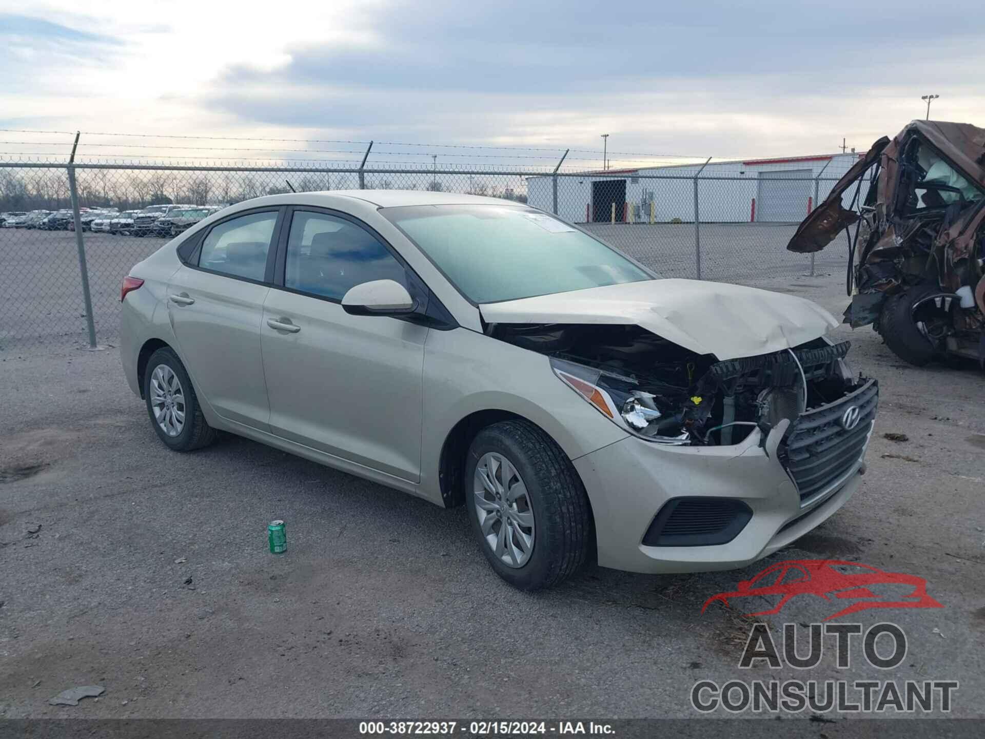 HYUNDAI ACCENT 2018 - 3KPC24A3XJE029411