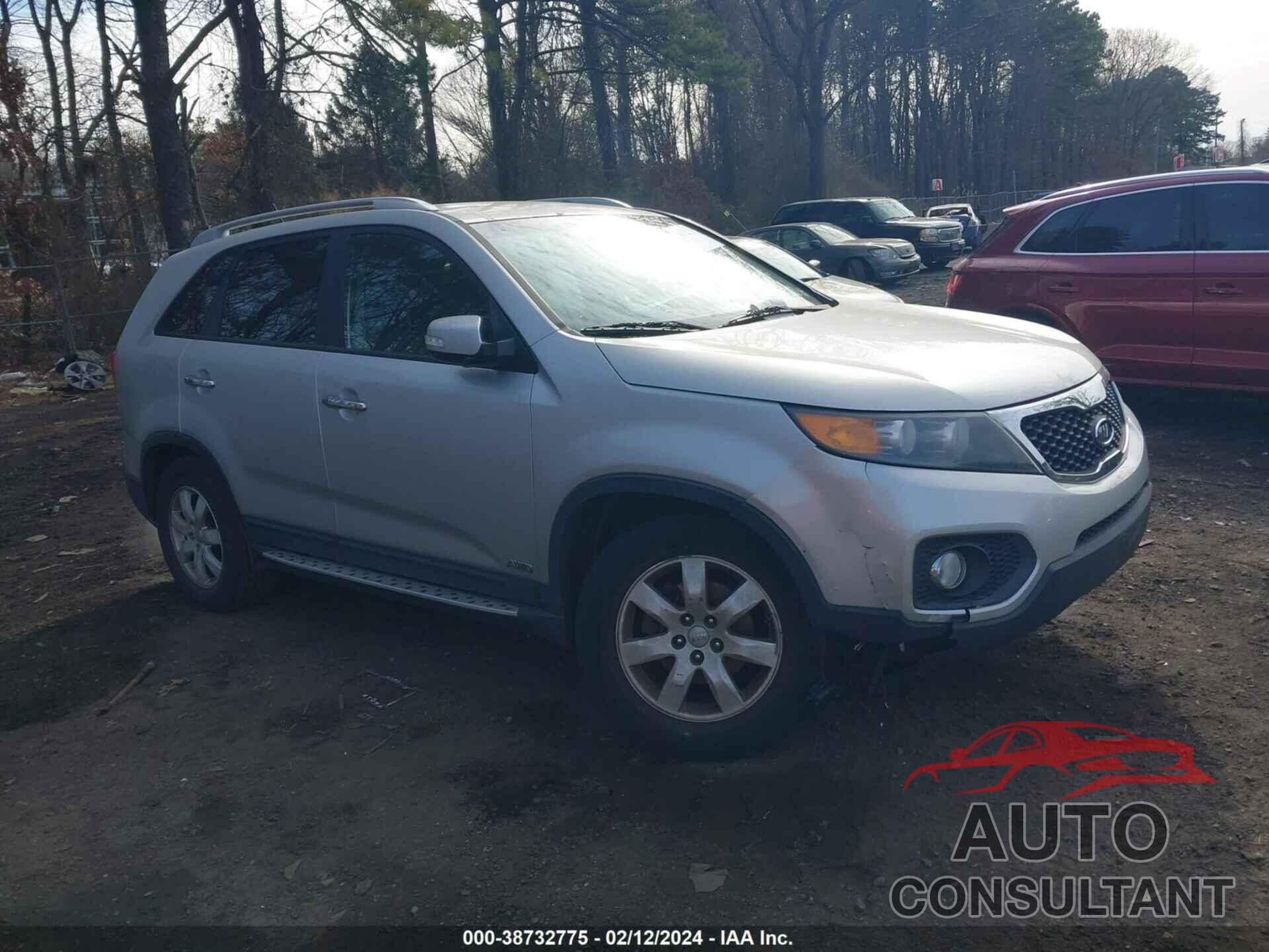 KIA SORENTO 2013 - 5XYKTDA24DG340419
