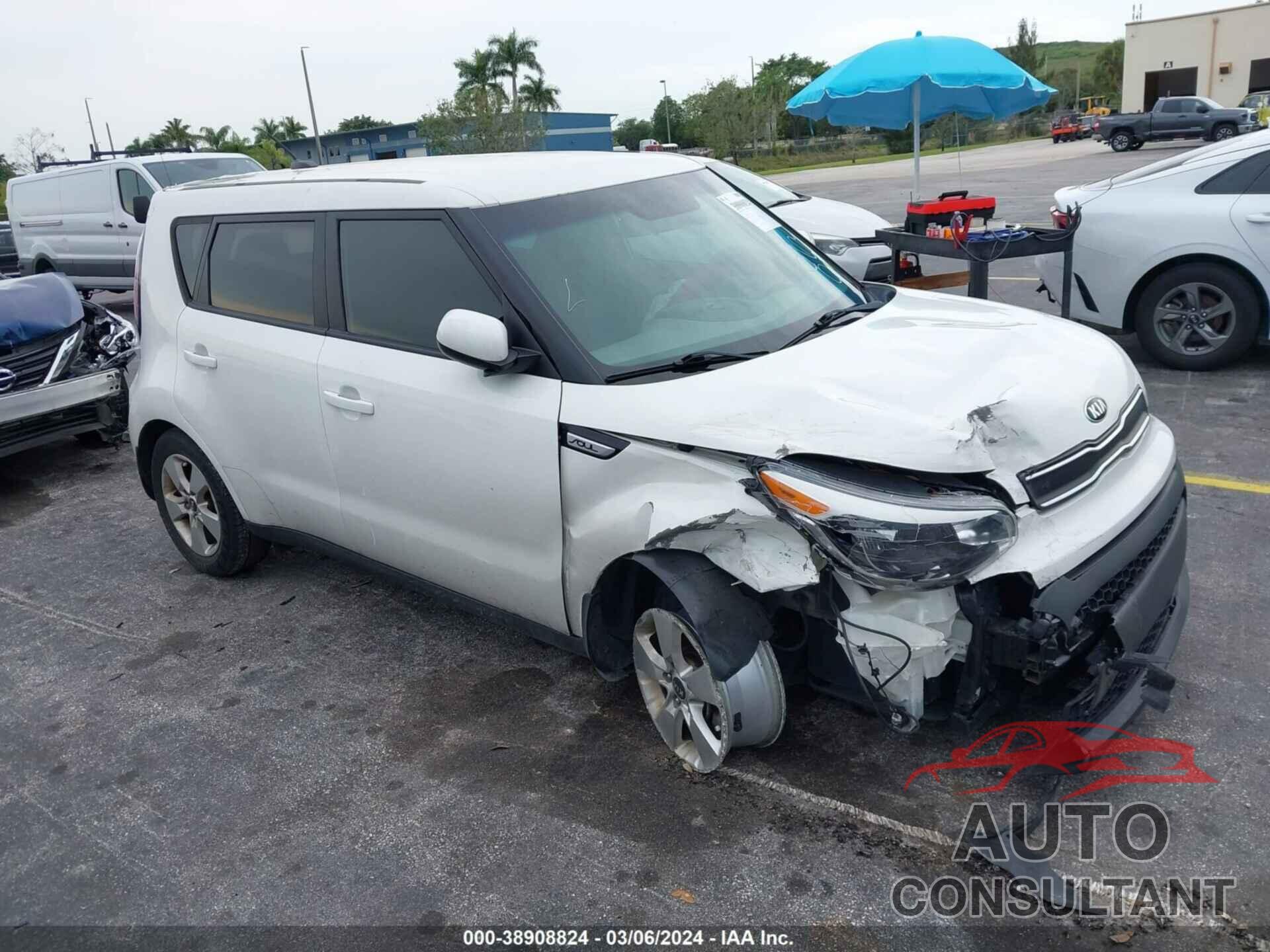 KIA SOUL 2018 - KNDJN2A25J7588682