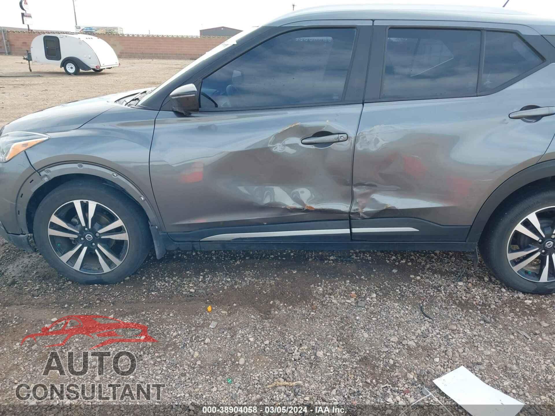NISSAN KICKS 2019 - 3N1CP5CU3KL542187