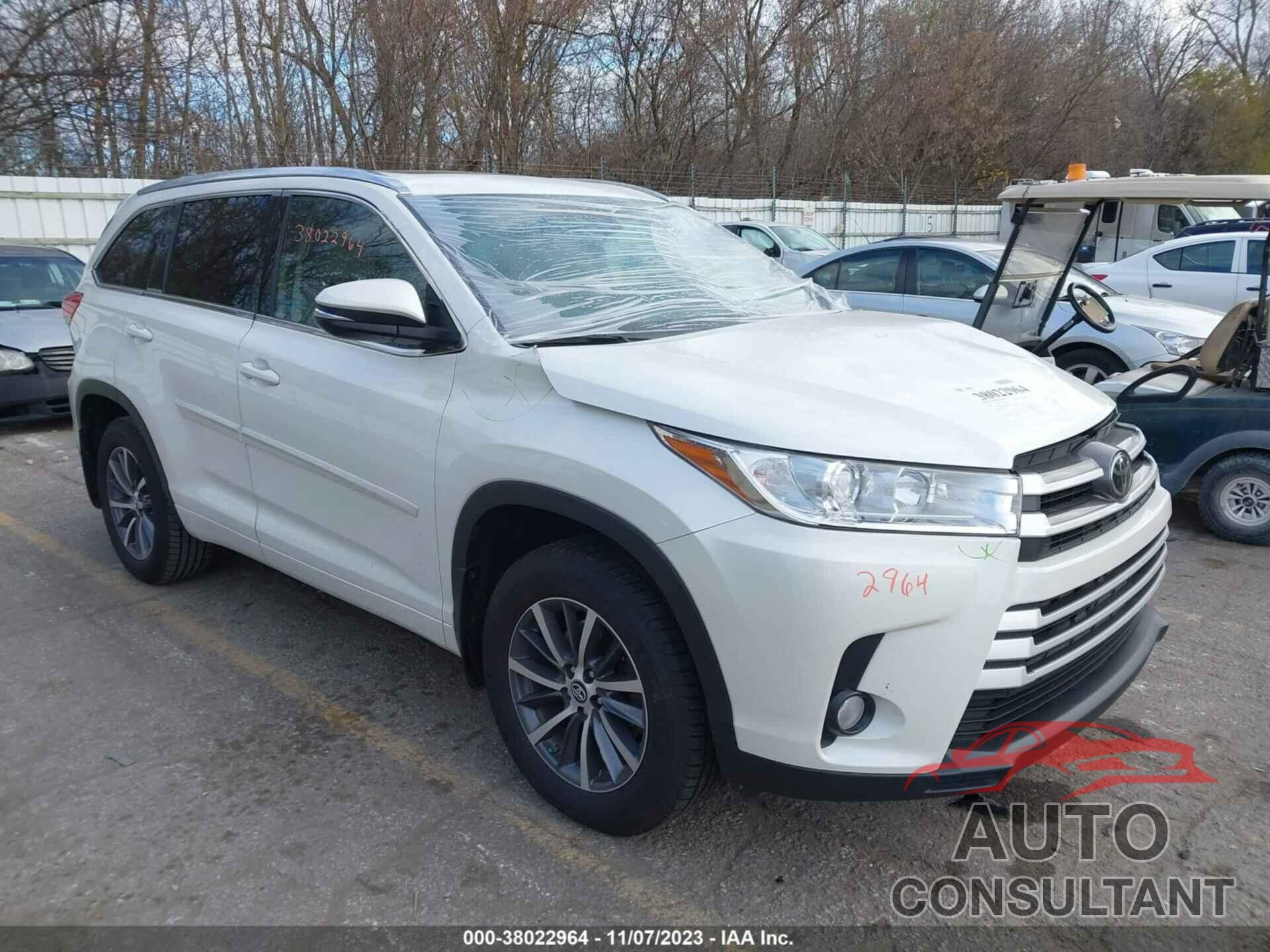 TOYOTA HIGHLANDER 2017 - 5TDJZRFH1HS420175