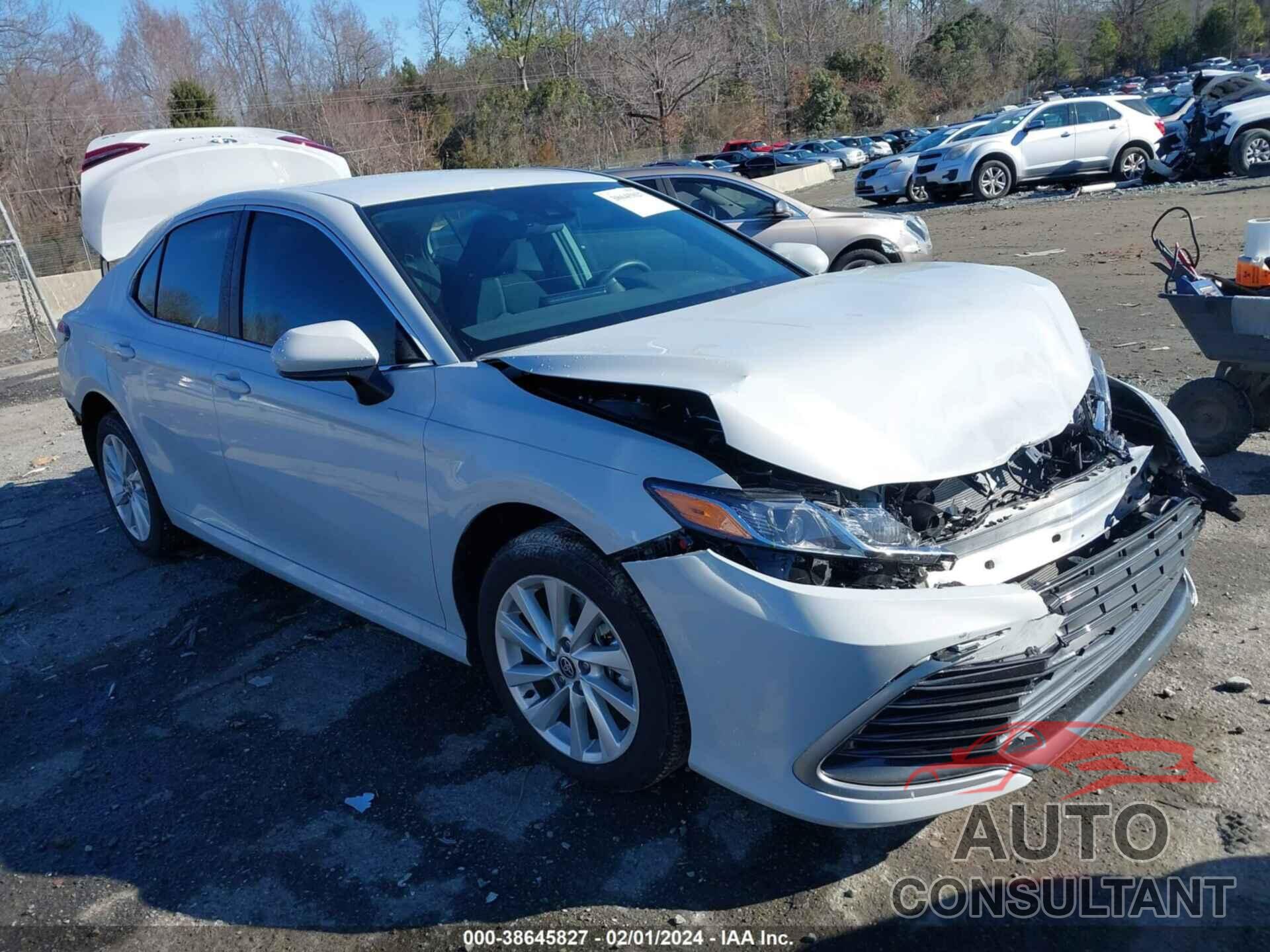 TOYOTA CAMRY 2024 - 4T1C11AK6RU190453