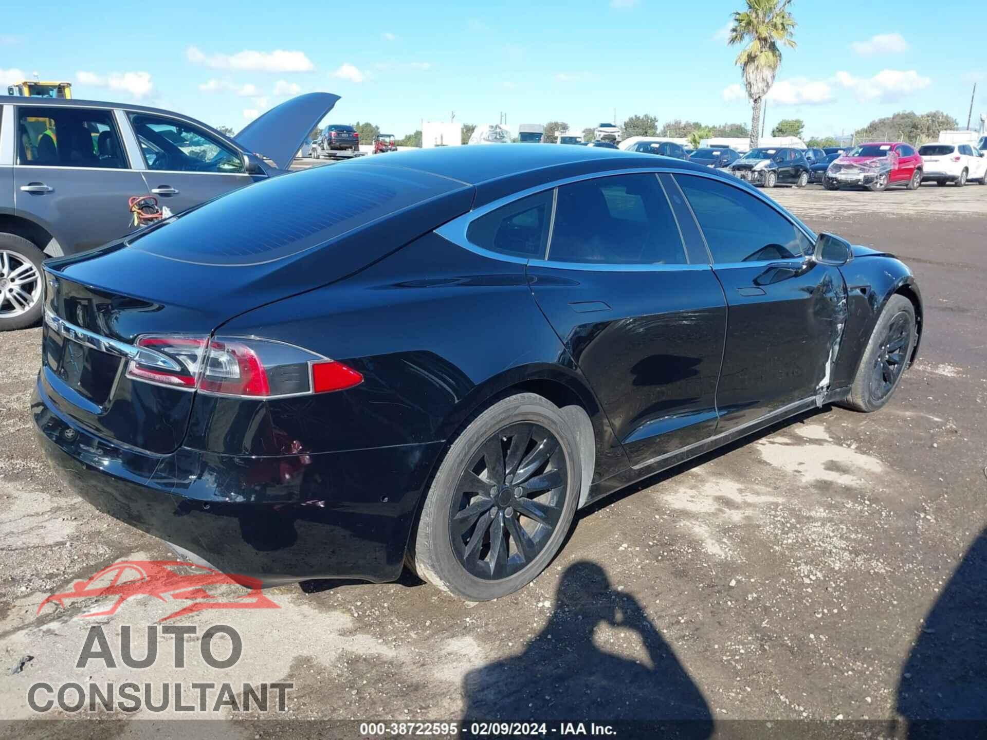TESLA MODEL S 2017 - 5YJSA1E11HF189770