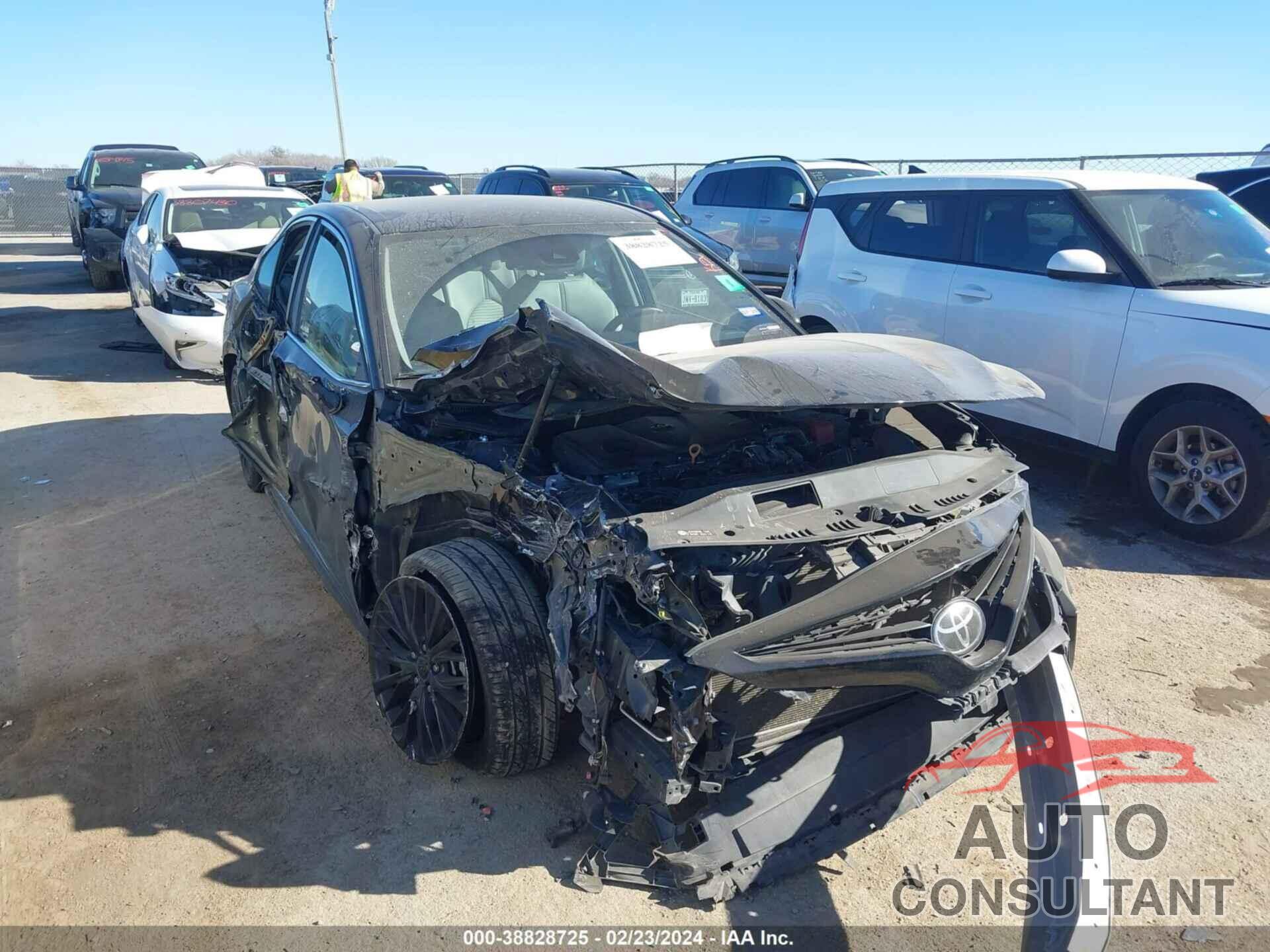 TOYOTA CAMRY 2020 - 4T1G11AK9LU358109
