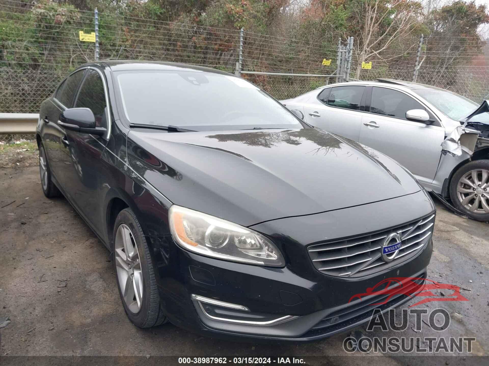 VOLVO S60 2015 - YV140MFD5F1301508