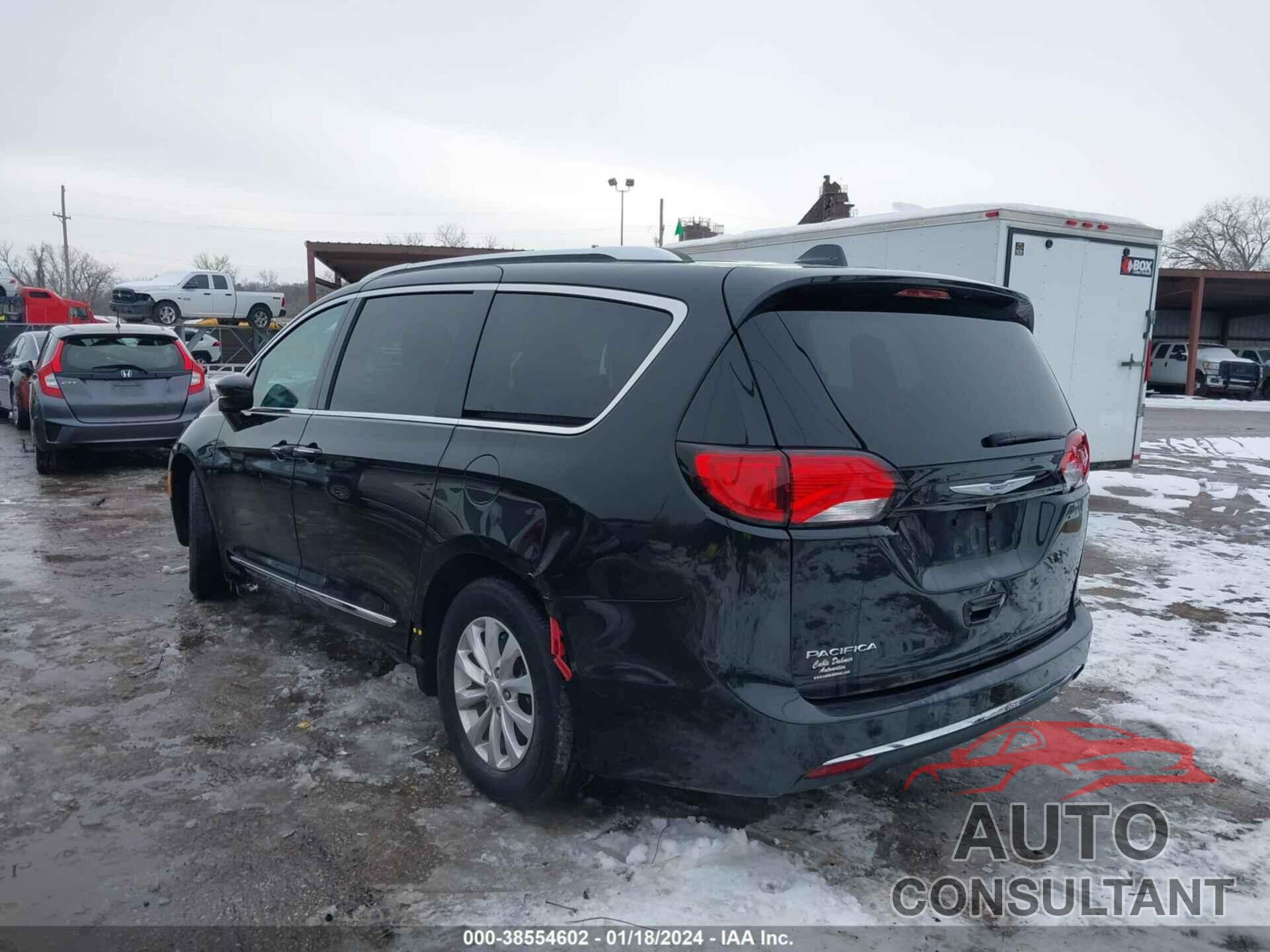 CHRYSLER PACIFICA 2019 - 2C4RC1BG1KR537418