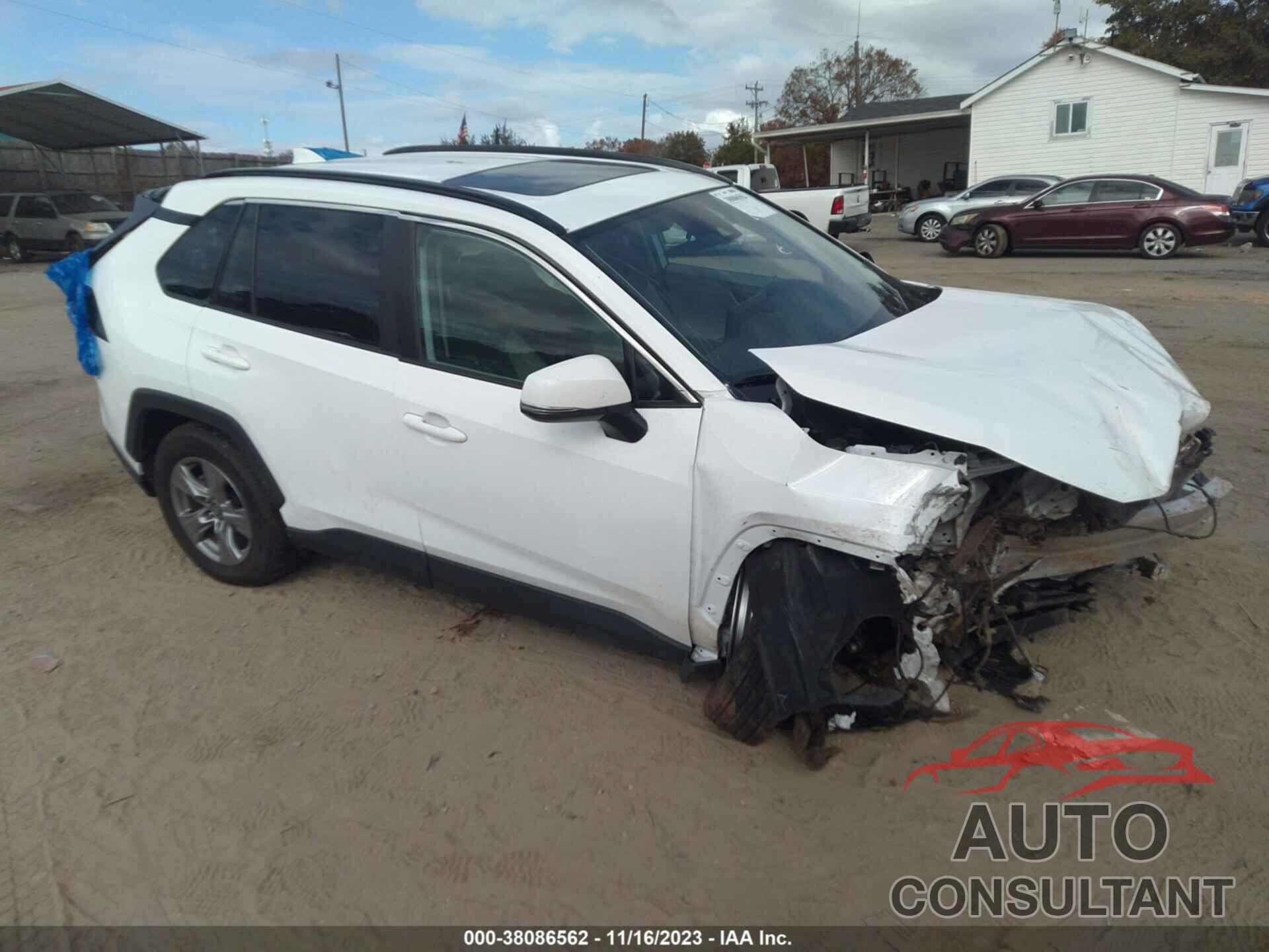 TOYOTA RAV4 2022 - 2T3W1RFV4NW204656