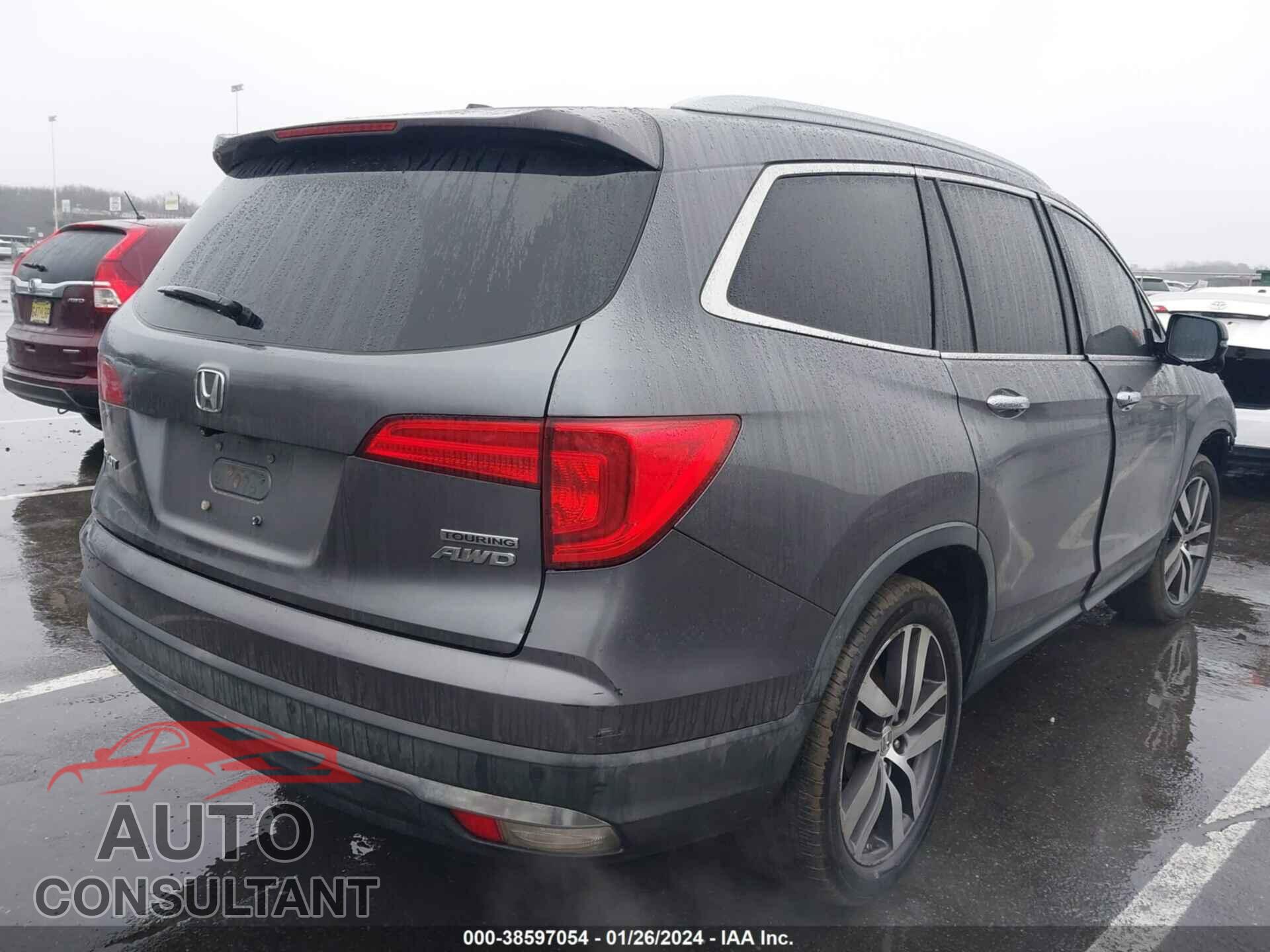 HONDA PILOT 2016 - 5FNYF6H99GB016104