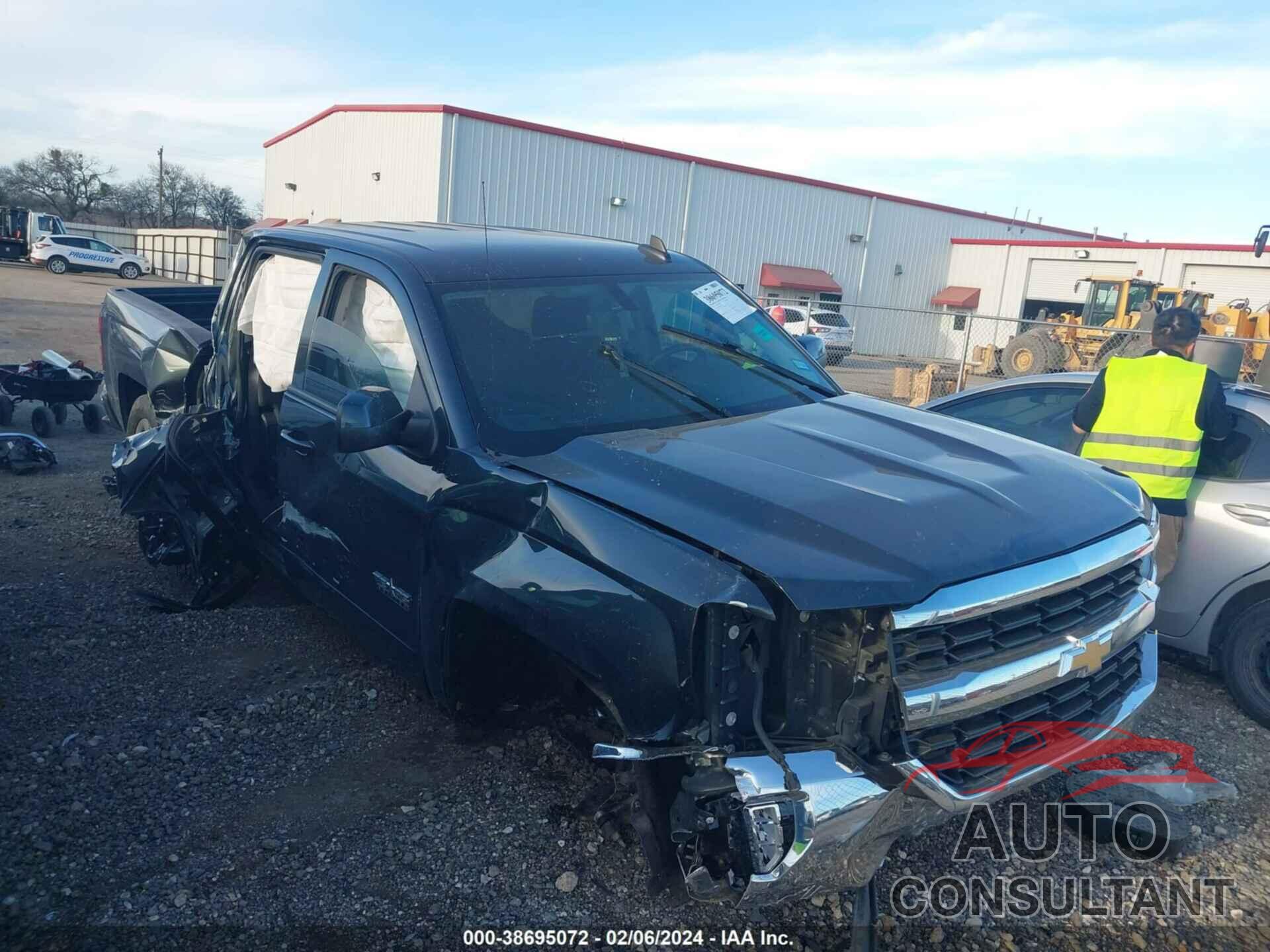 CHEVROLET SILVERADO 2018 - 3GCPCREC0JG342669